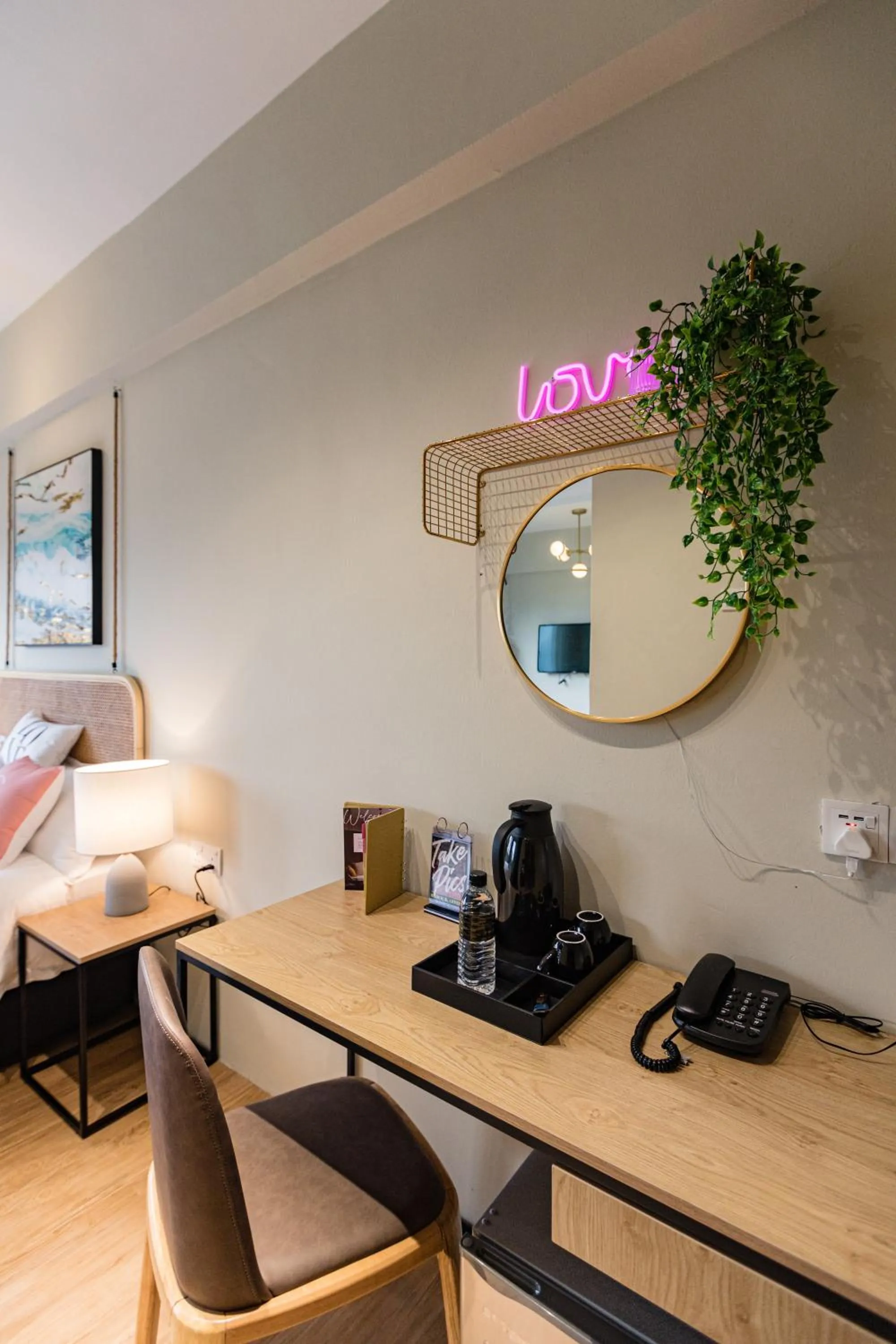 Coffee/tea facilities in Urban Living Residence