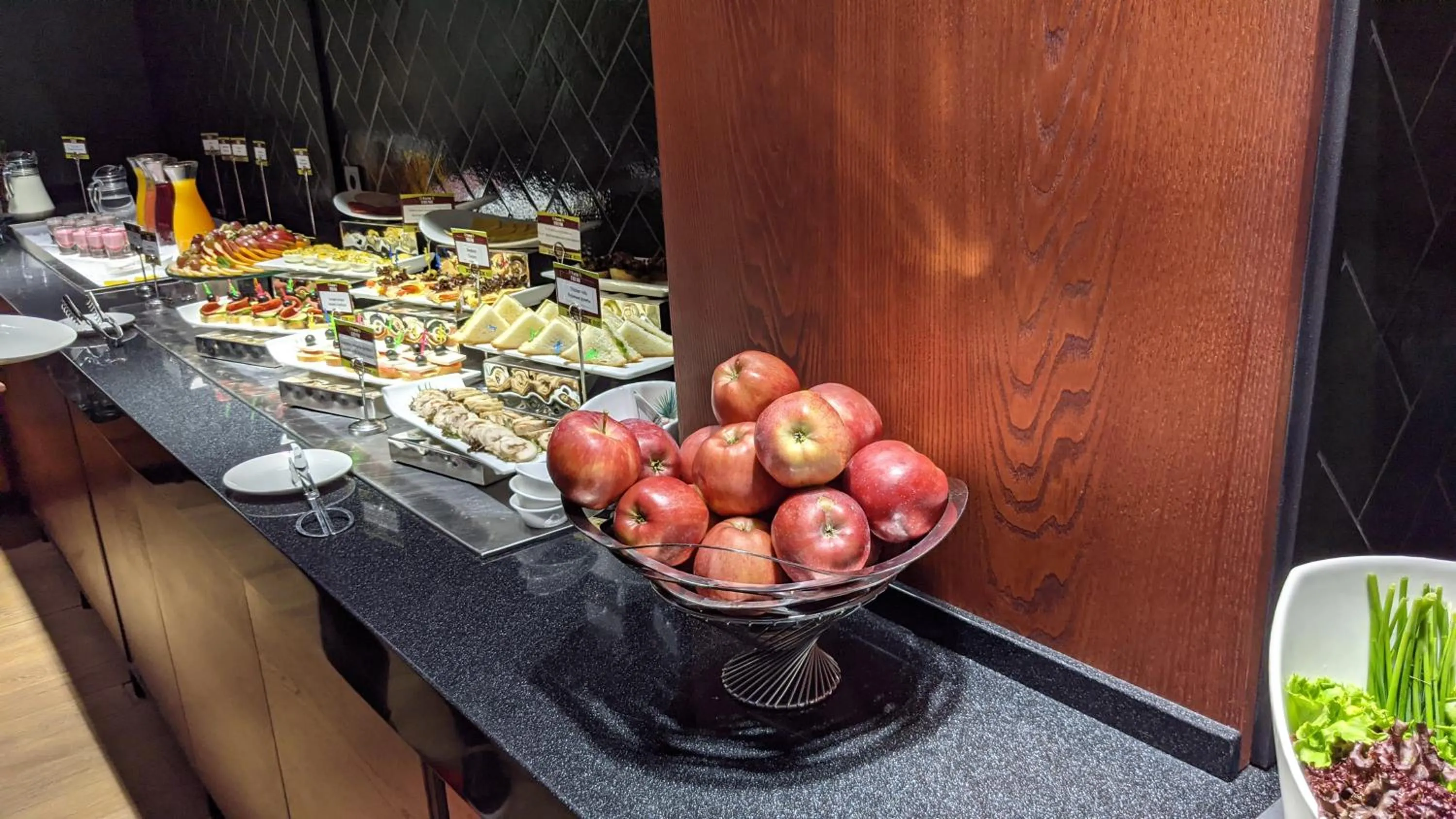 Food and drinks in Kazzhol Park Hotel Almaty