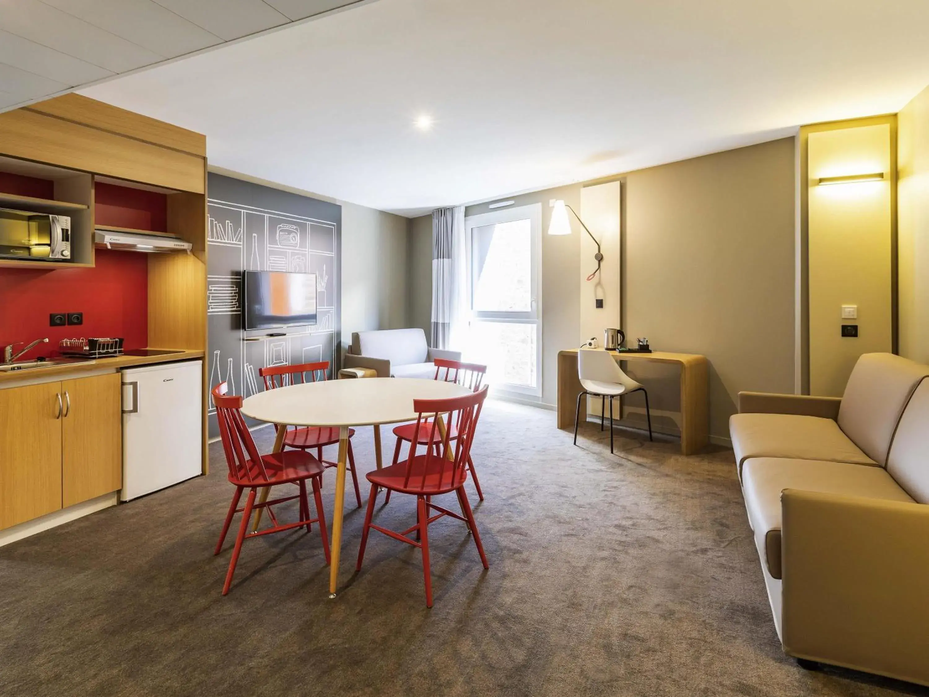 Bedroom in ibis Saint Malo Plage Bedroom in ibis Saint Malo Plage