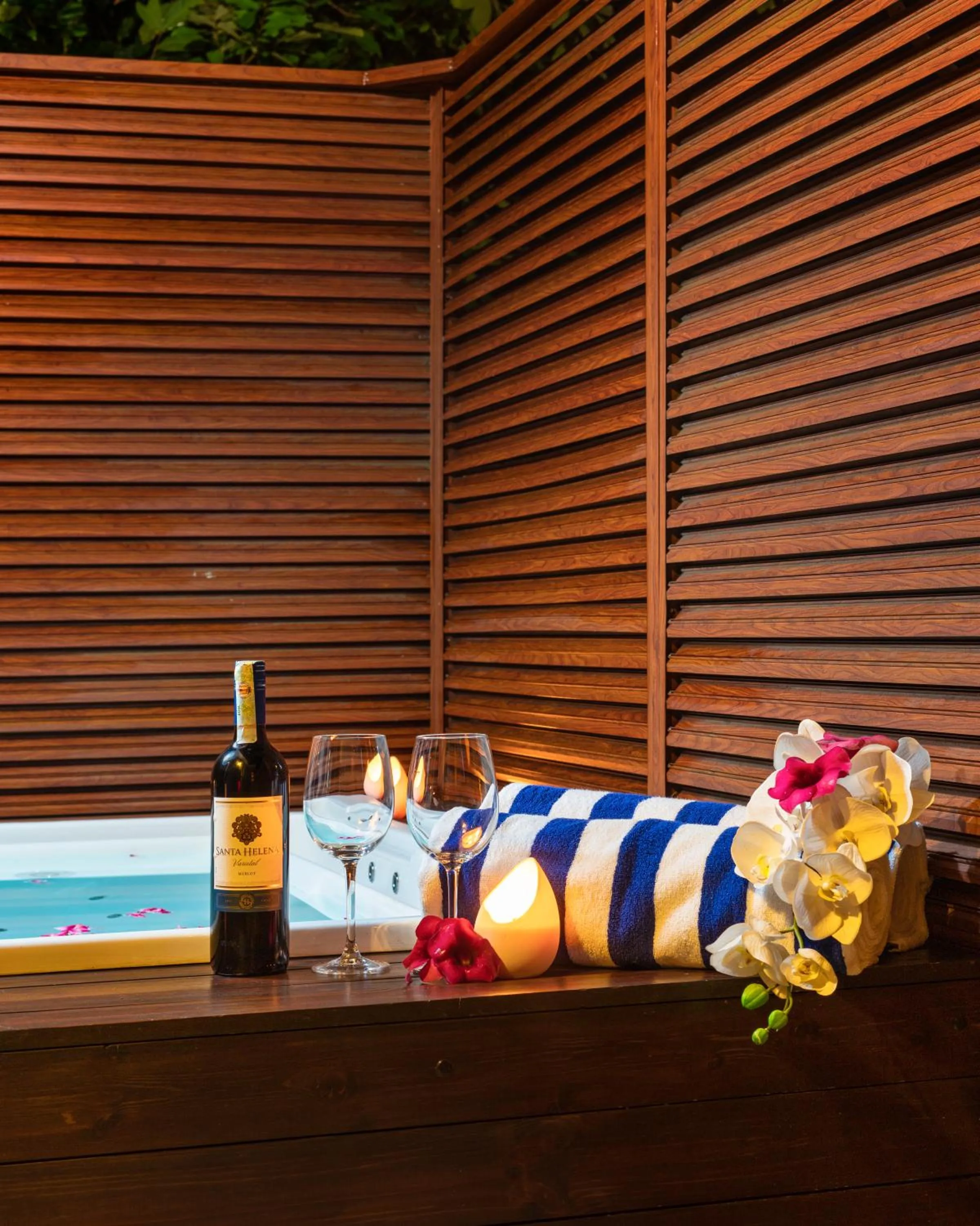 Hot Tub in Clove Villa