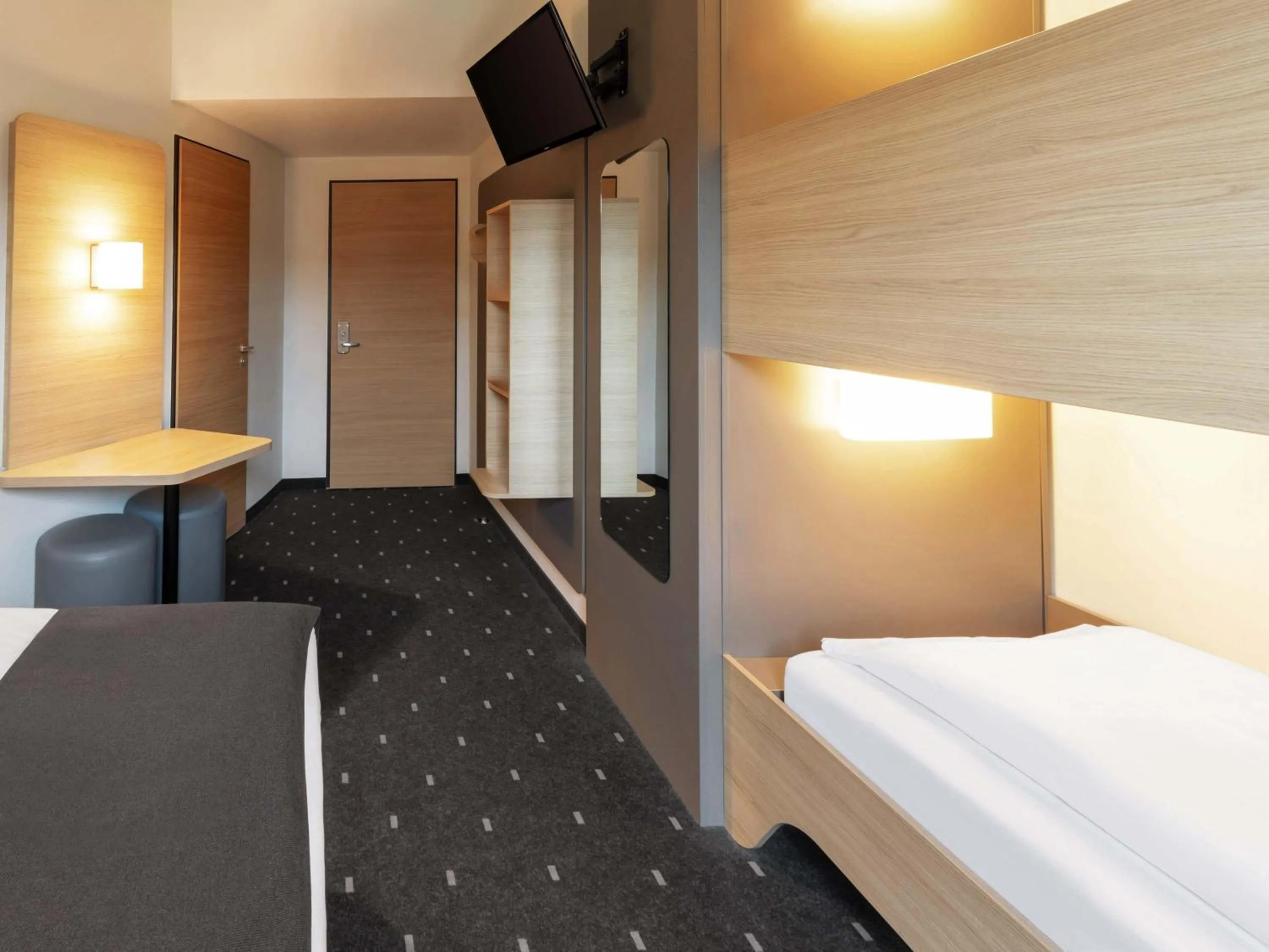 Photo of the whole room, Bed in B&B Hotel Marburg