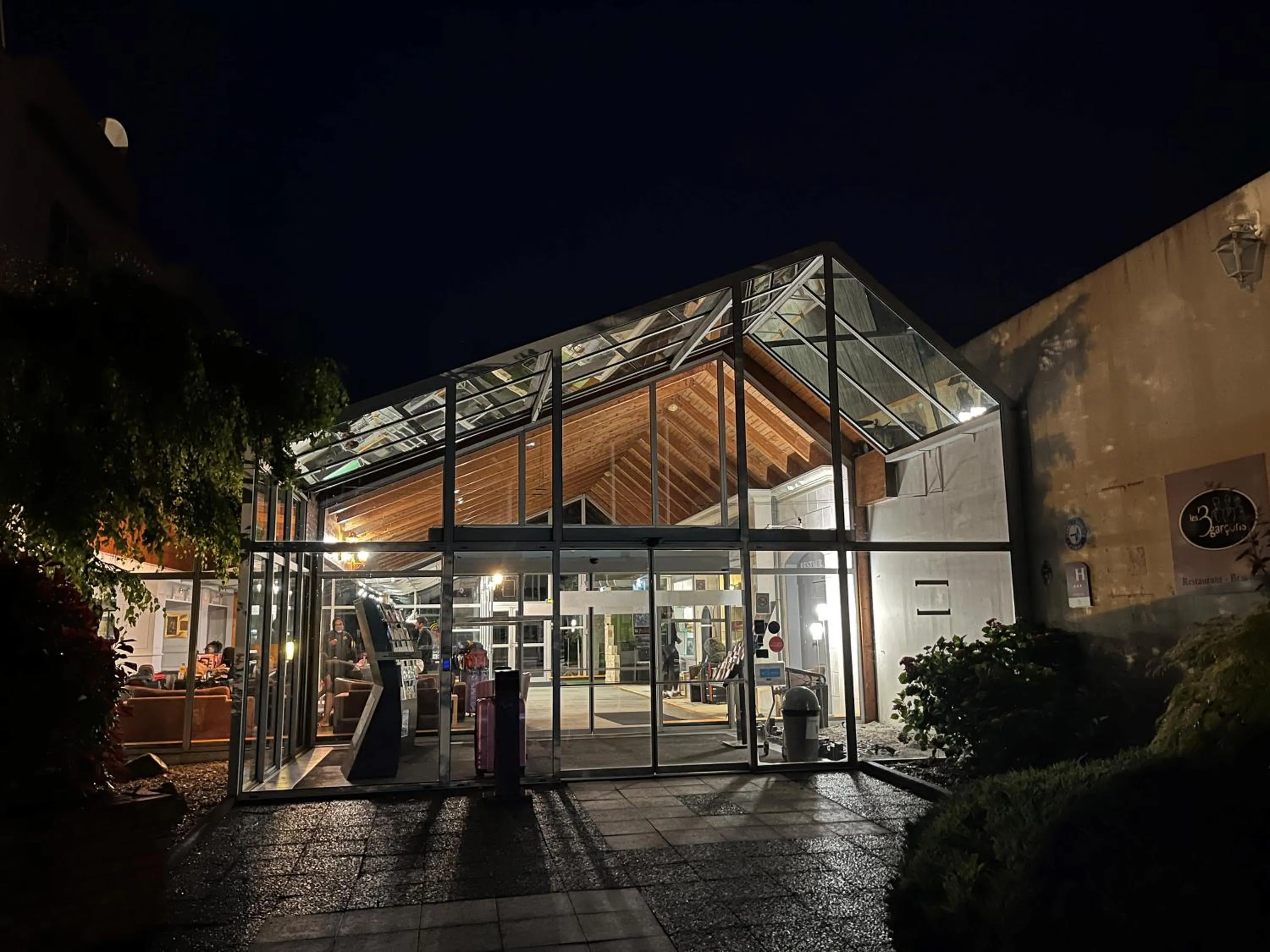 Property building in Hôtel Akena Poitiers Nord Futuroscope