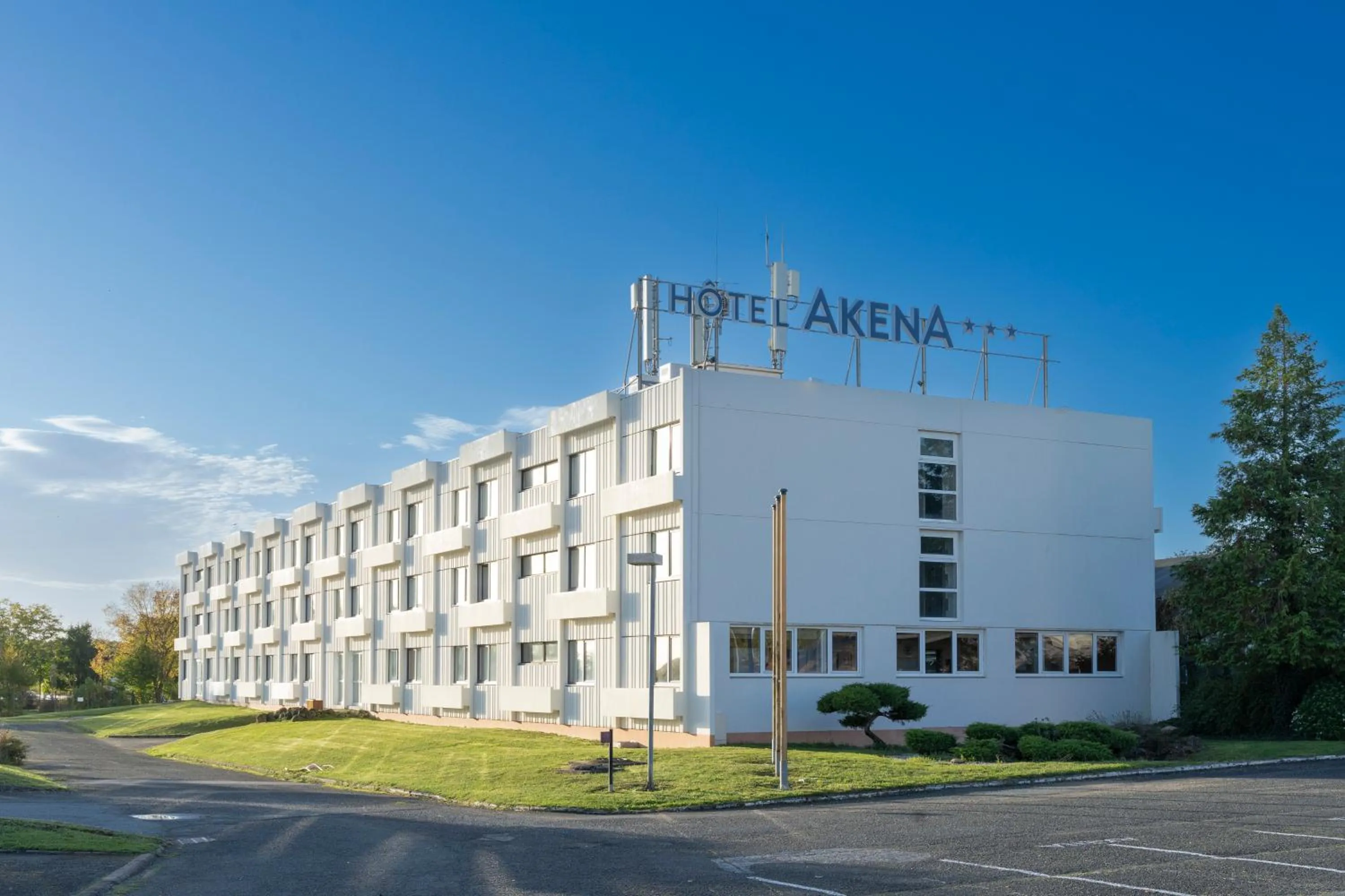 Property building in Hôtel Akena Poitiers Nord Futuroscope