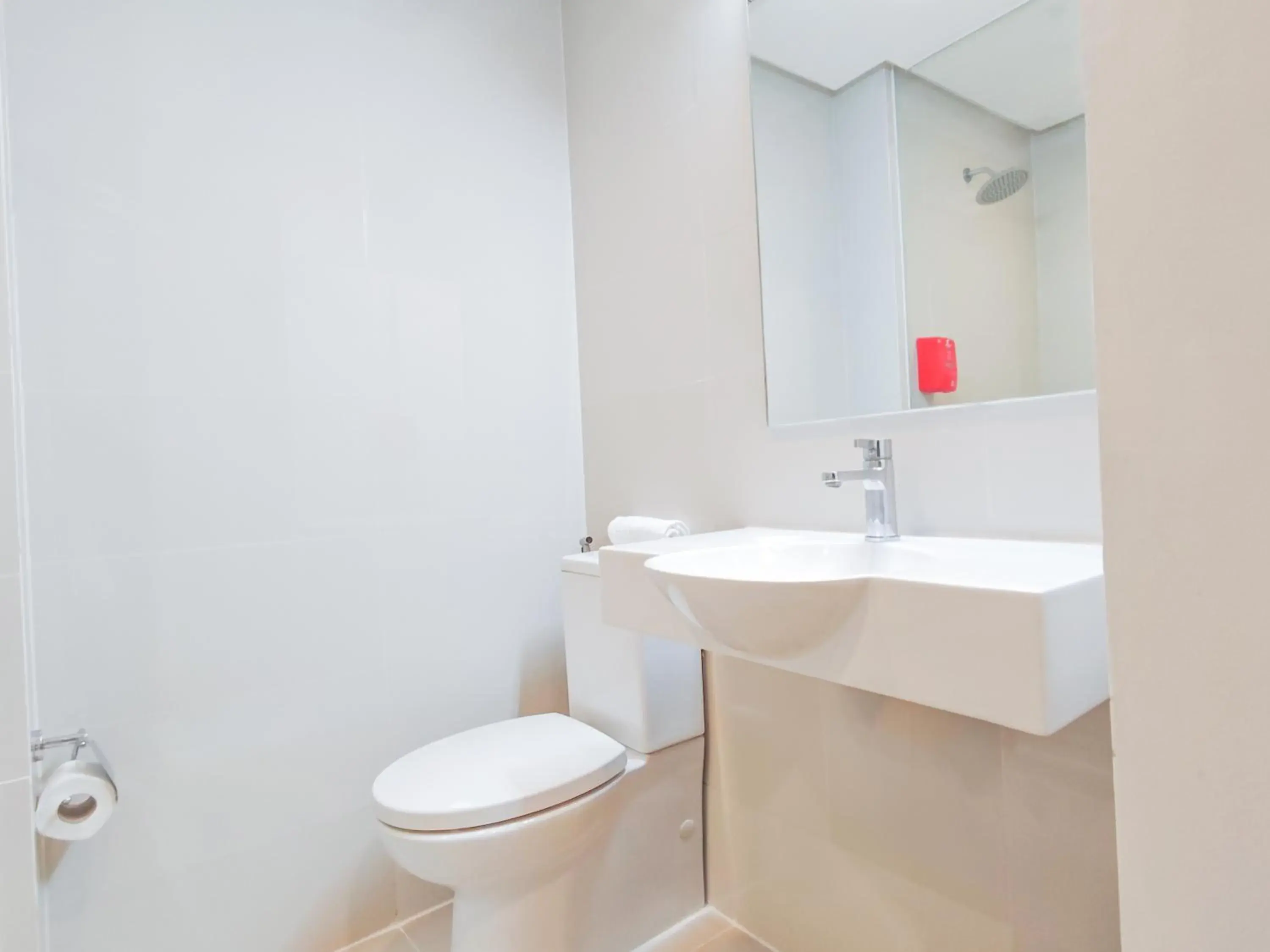 Bathroom in Red Planet Cagayan De Oro Bathroom in Red Planet Cagayan De Oro