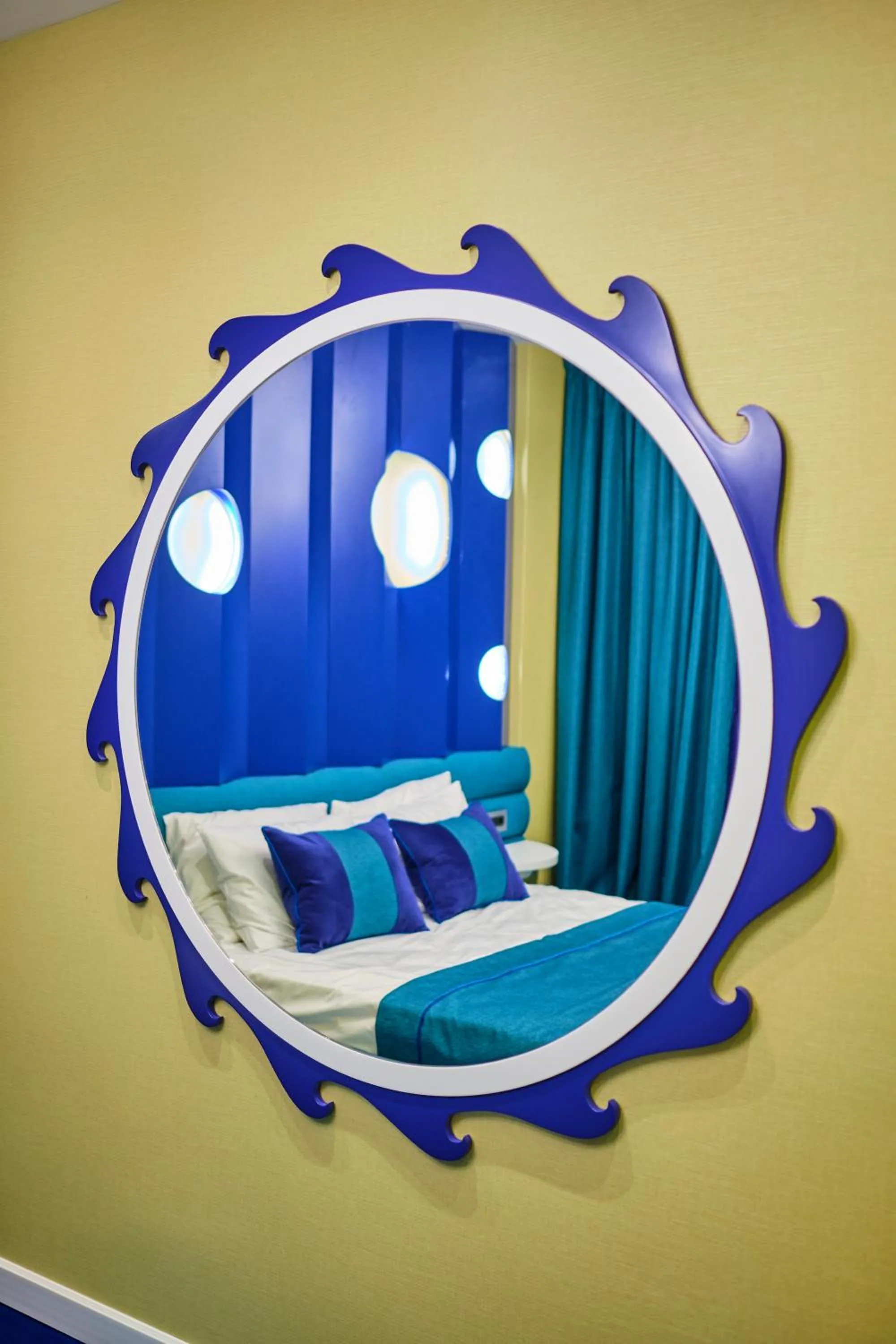 Decorative detail, Bed in Vilacrosse Boutique Inn