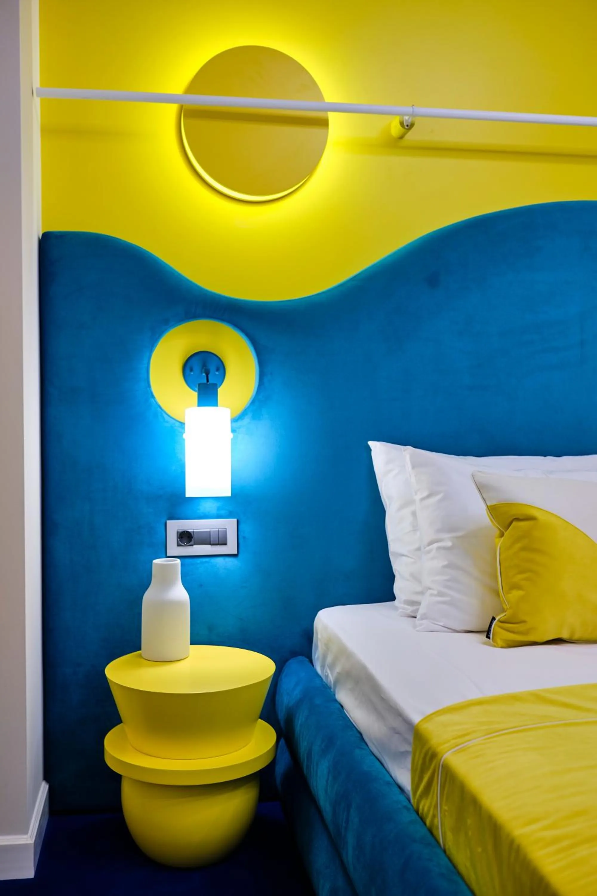 Decorative detail, Bed in Vilacrosse Boutique Inn