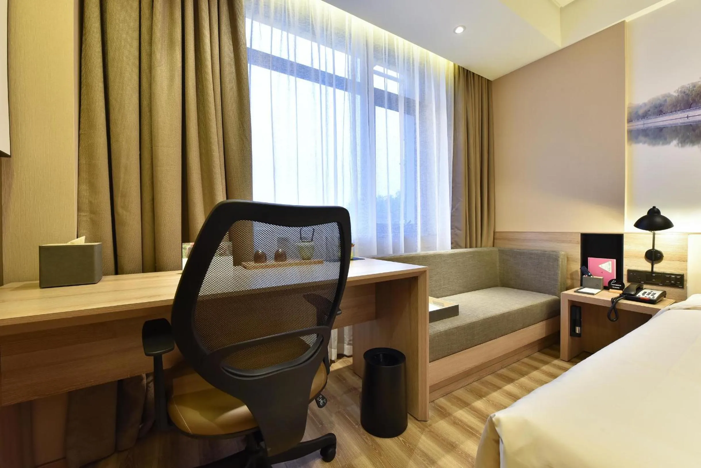 Bed in Atour Hotel Zhongguancun Yongfeng Base Beijing