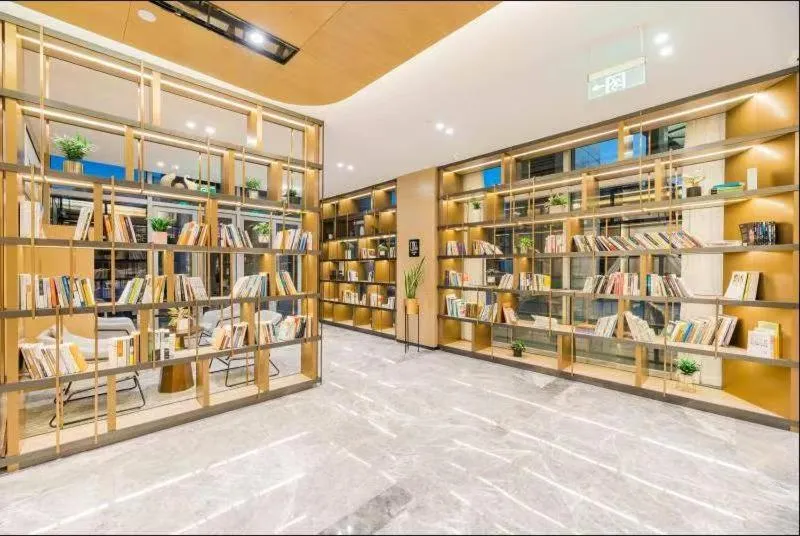 Communal lounge/ TV room in Atour Hotel Nanjing Olympic Center