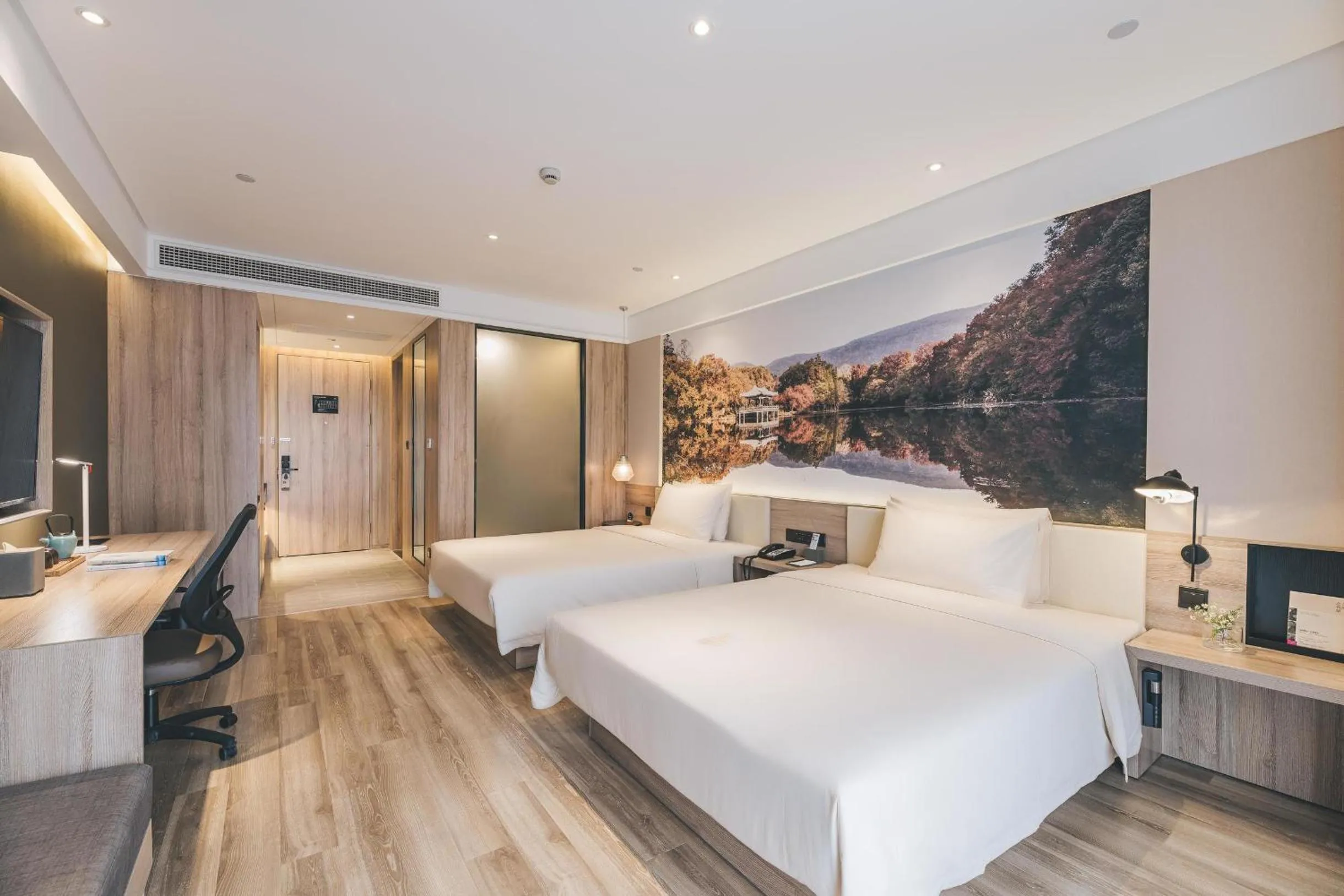 Bed in Atour Hotel Nanjing Xianlin Avenue Jinma Road