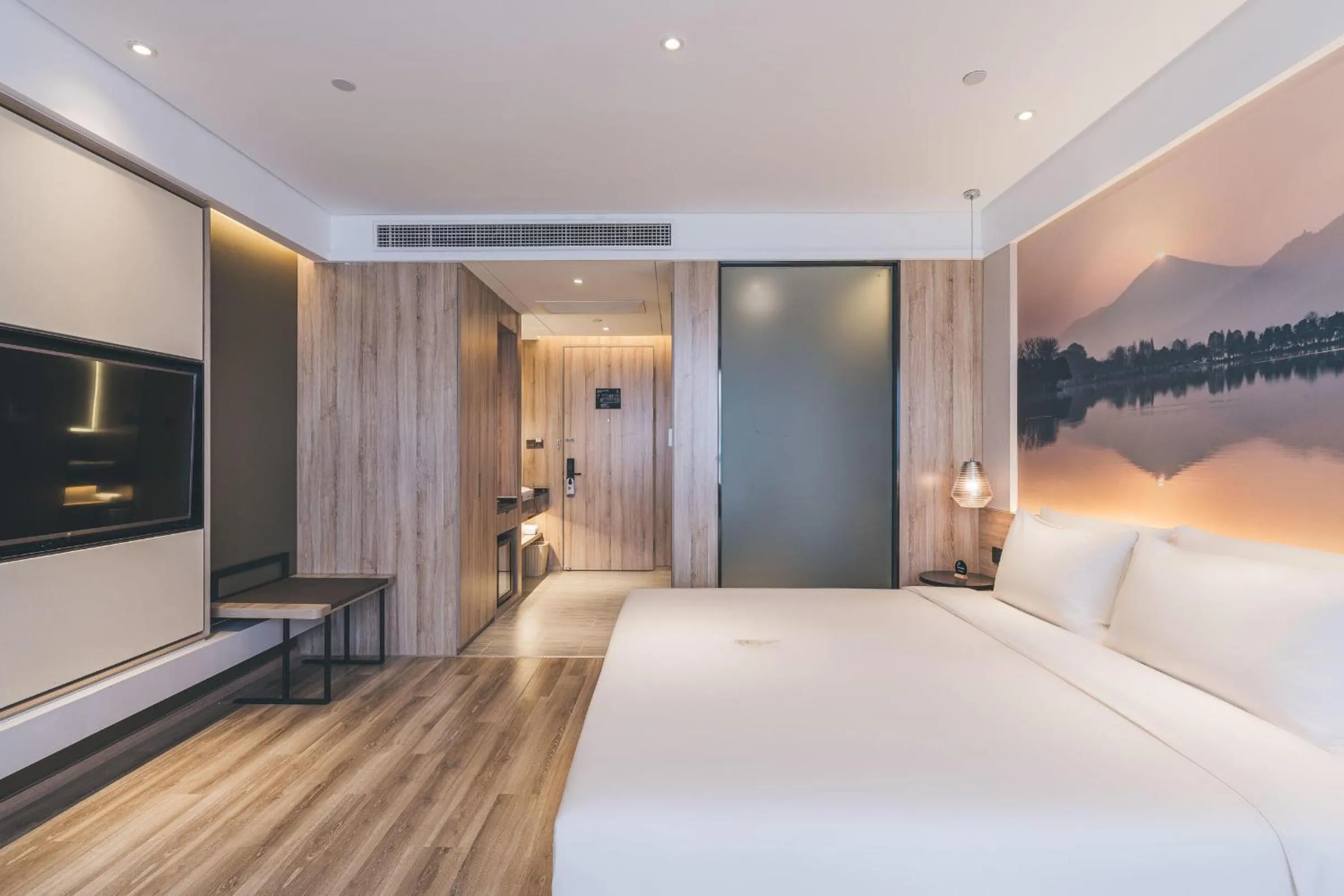 Bed in Atour Hotel Nanjing Xianlin Avenue Jinma Road