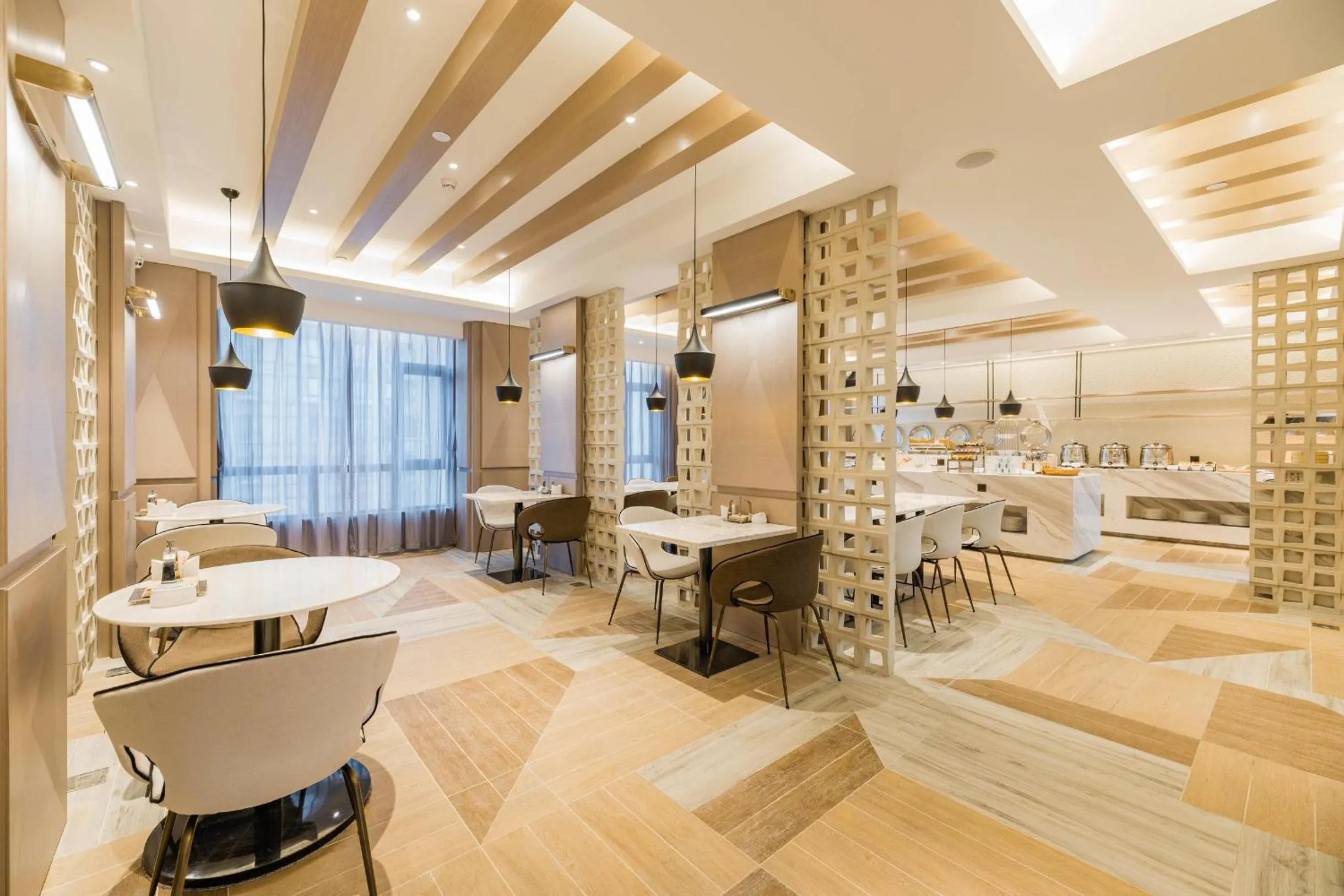 Atour Hotel Hefei South Railway Station