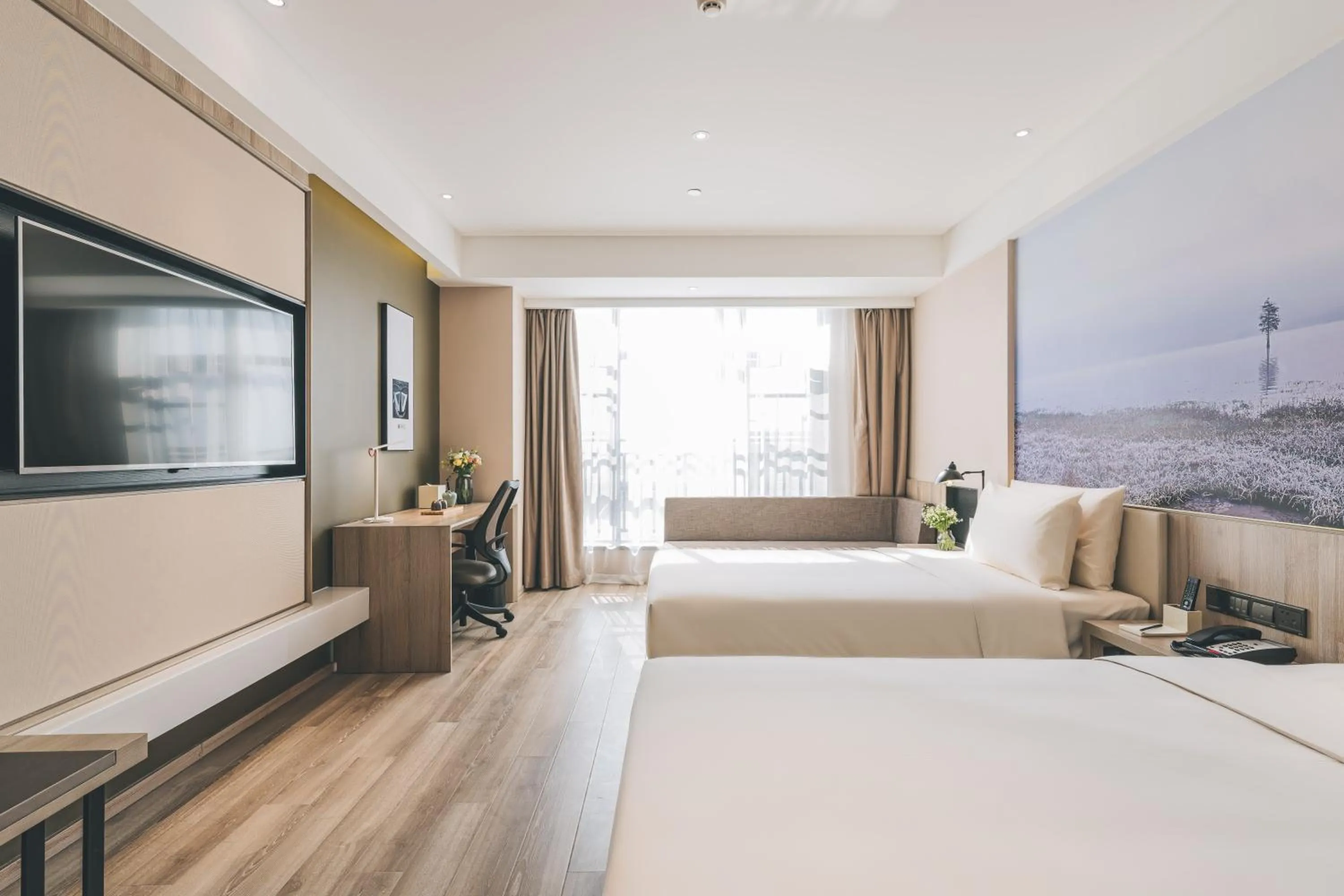 Photo of the whole room, Bed in Atour Hotel Ningbo Airport Yinzhou Avenue