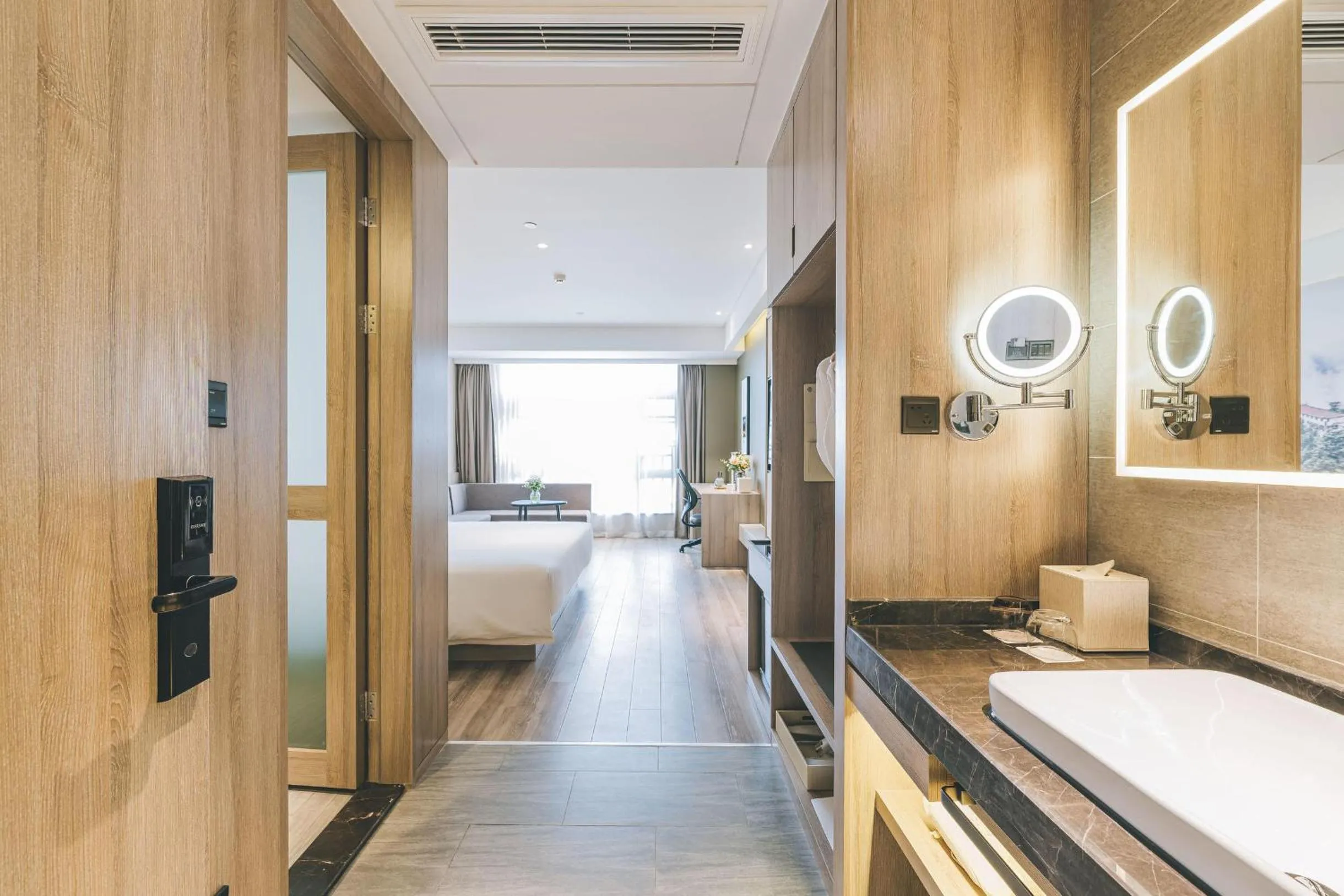 Bed in Atour Hotel Ningbo Airport Yinzhou Avenue