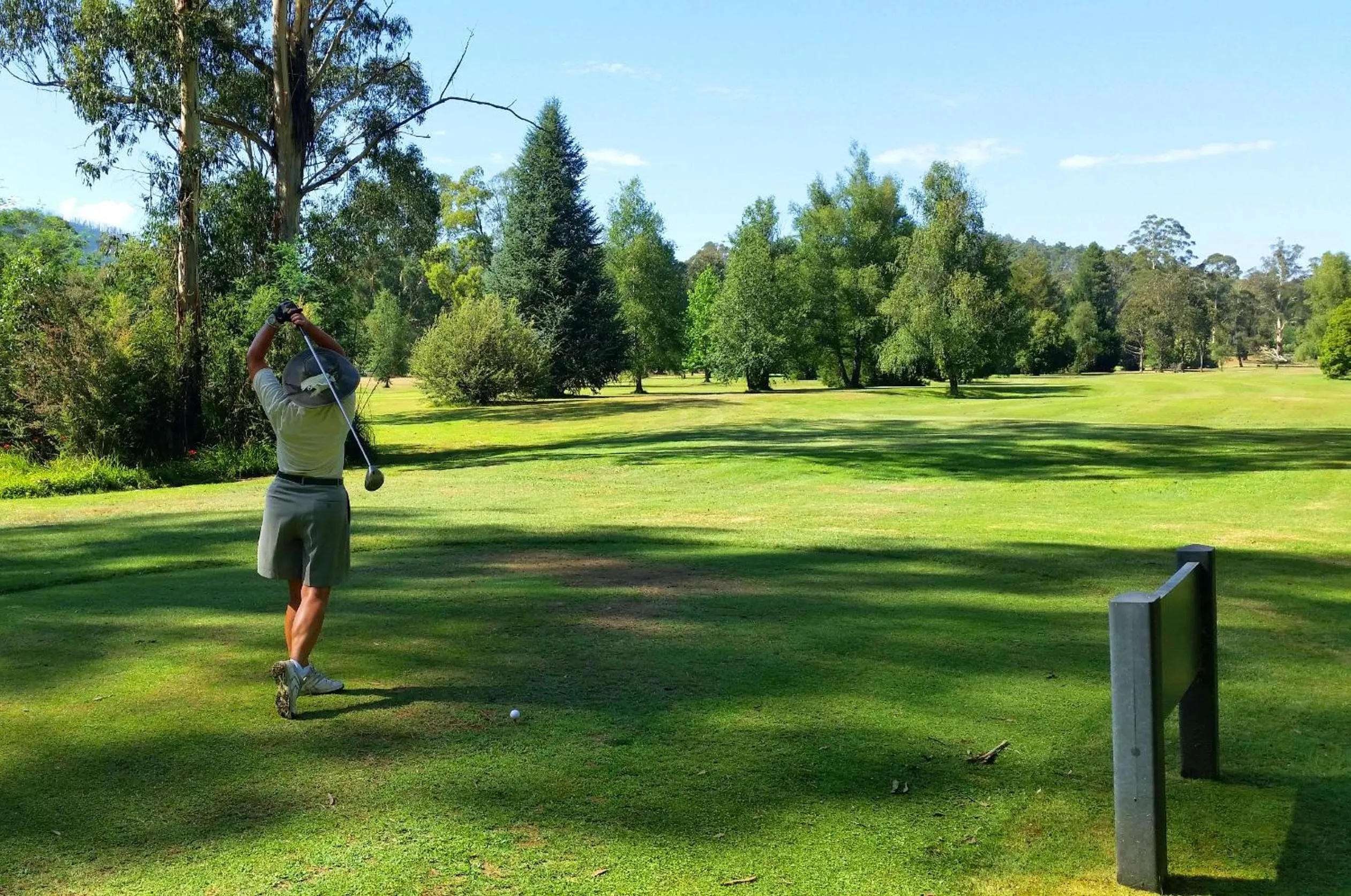 Golfcourse in Marysville Garden Cottages