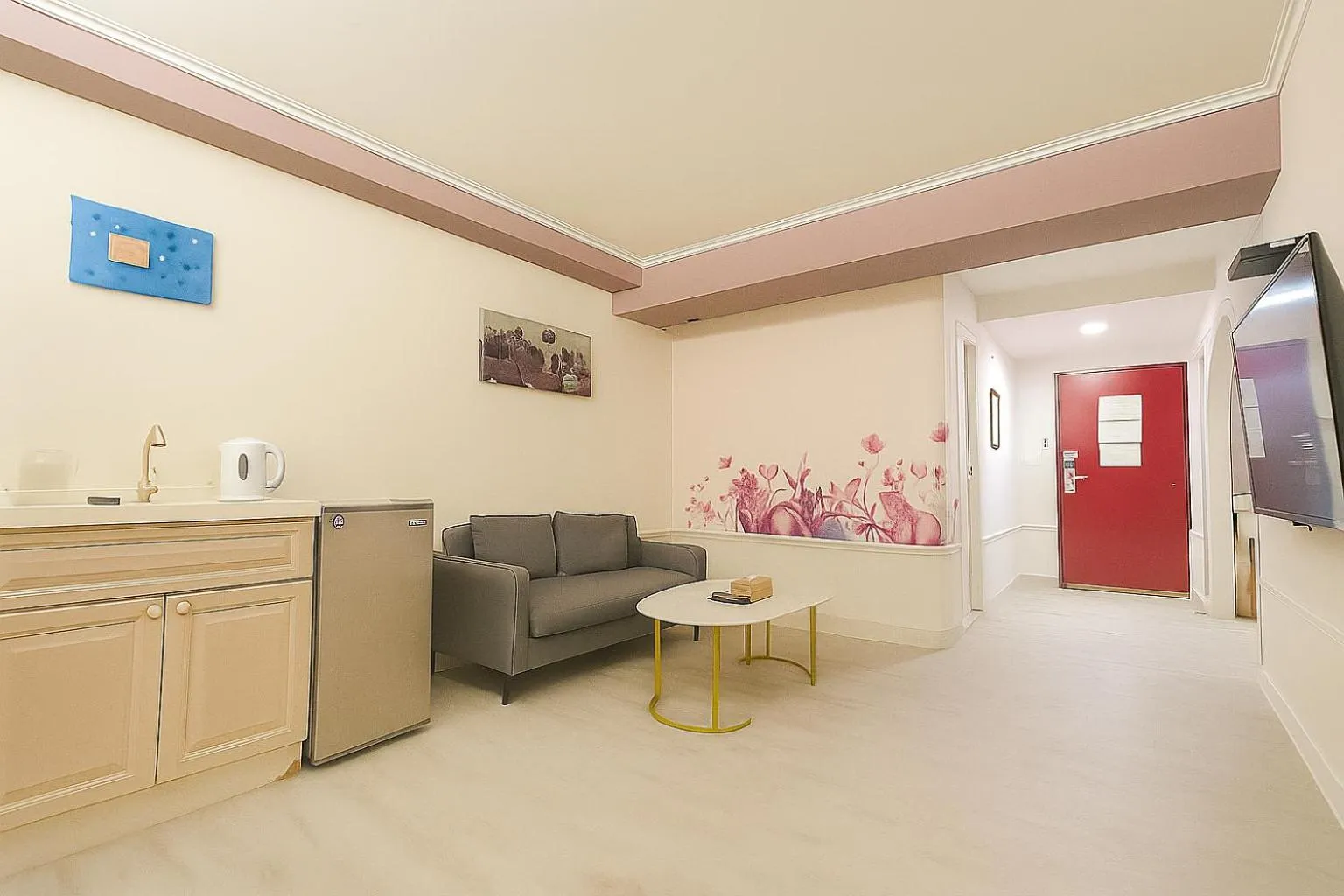 TV and multimedia in Elizabeth Hotel