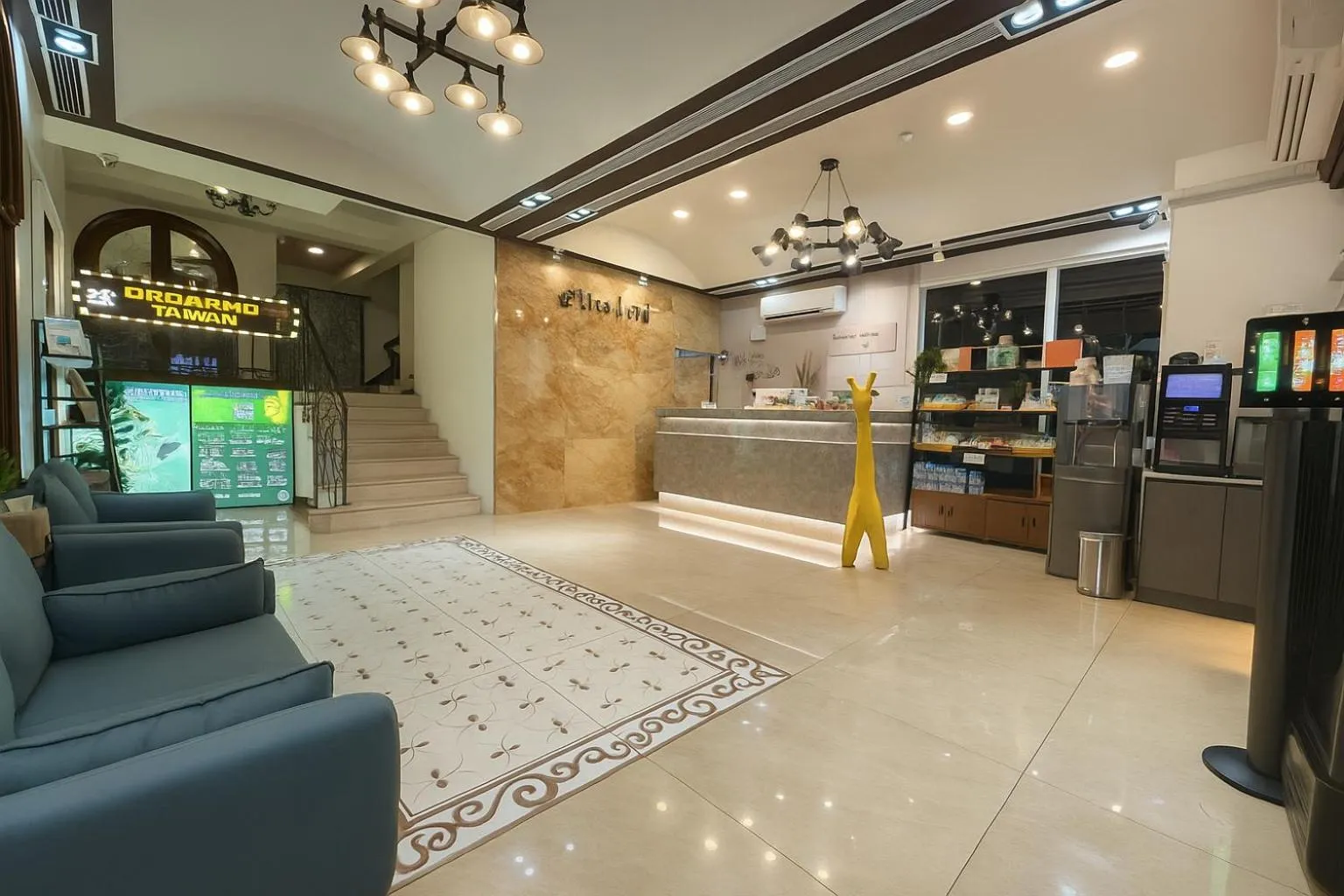 Lobby or reception in Elizabeth Hotel