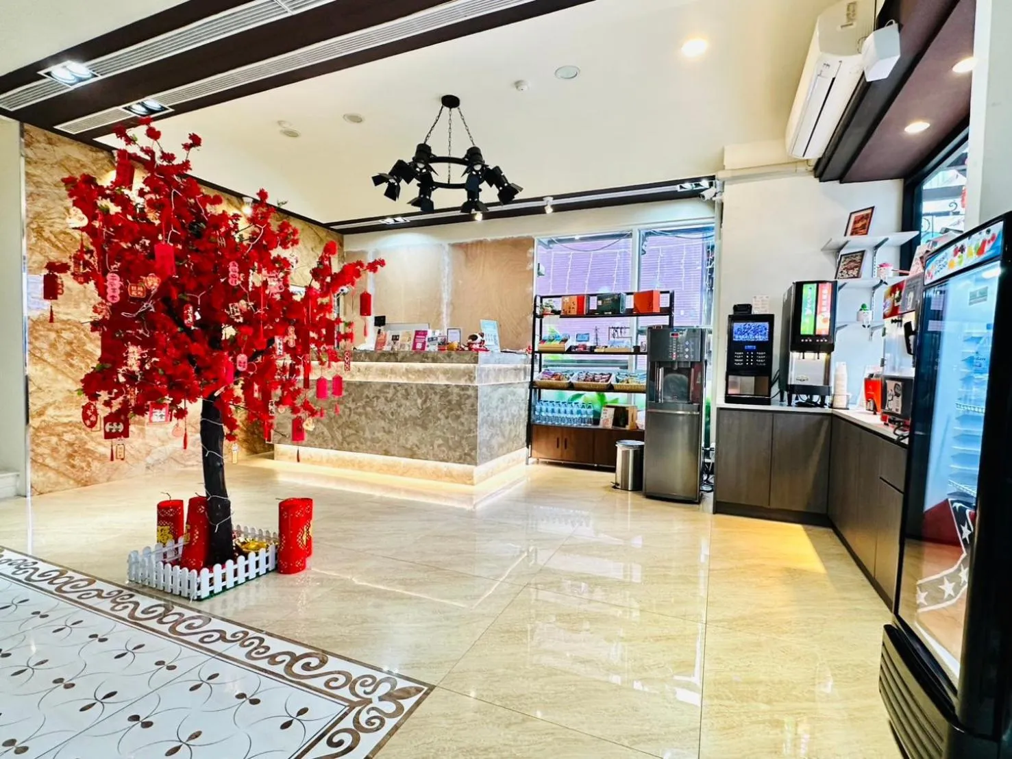 Lobby or reception in Elizabeth Hotel