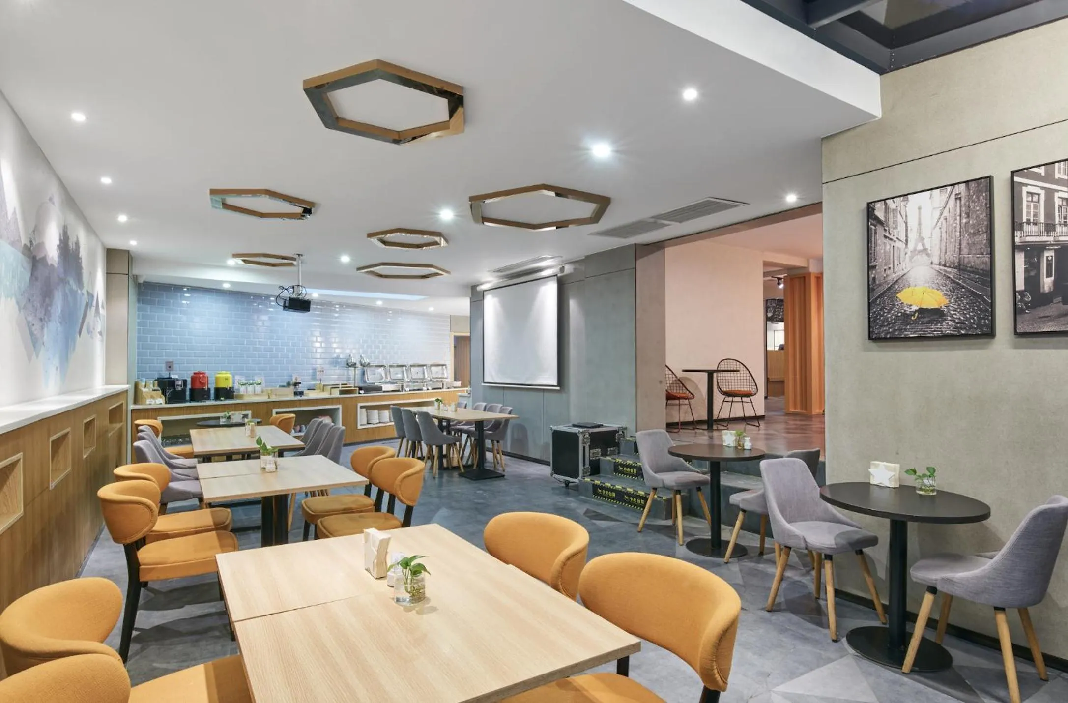 Restaurant/places to eat in Atour Light (Chengdu Jinli)