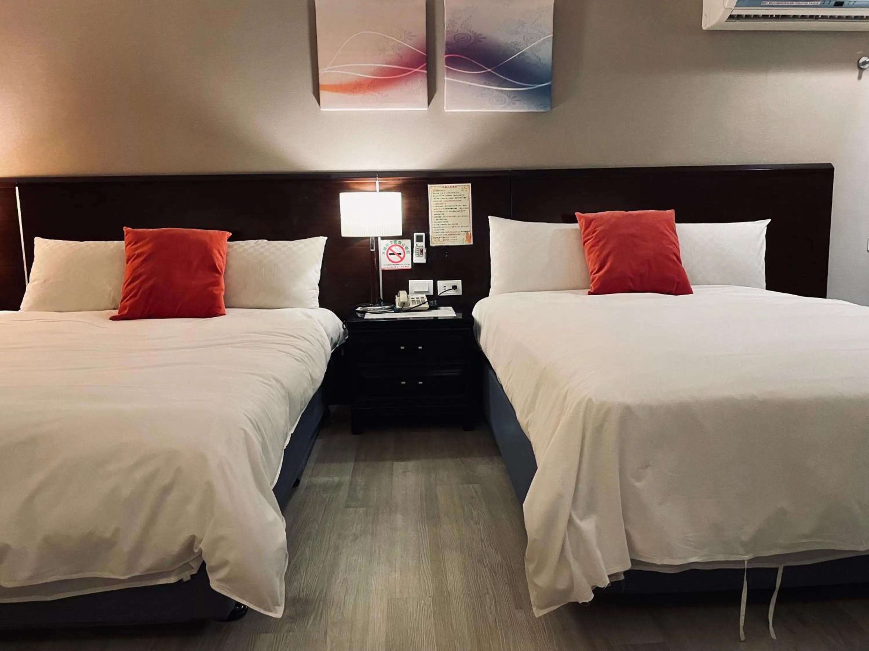 Bed in Felicity Business Hotel