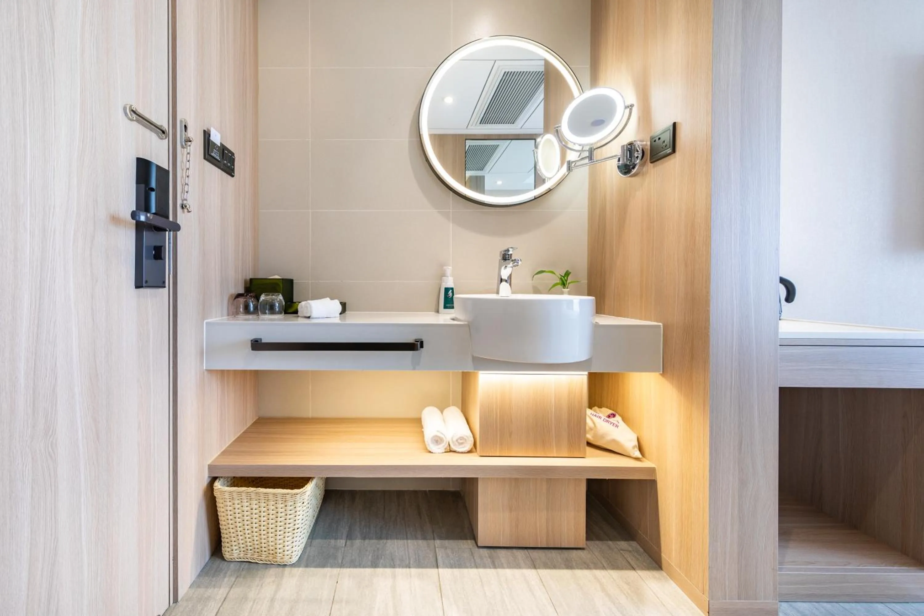 Bathroom in Atour Light Hotel (Chengdu Hi-tech West Zone University of Electronic Technology)