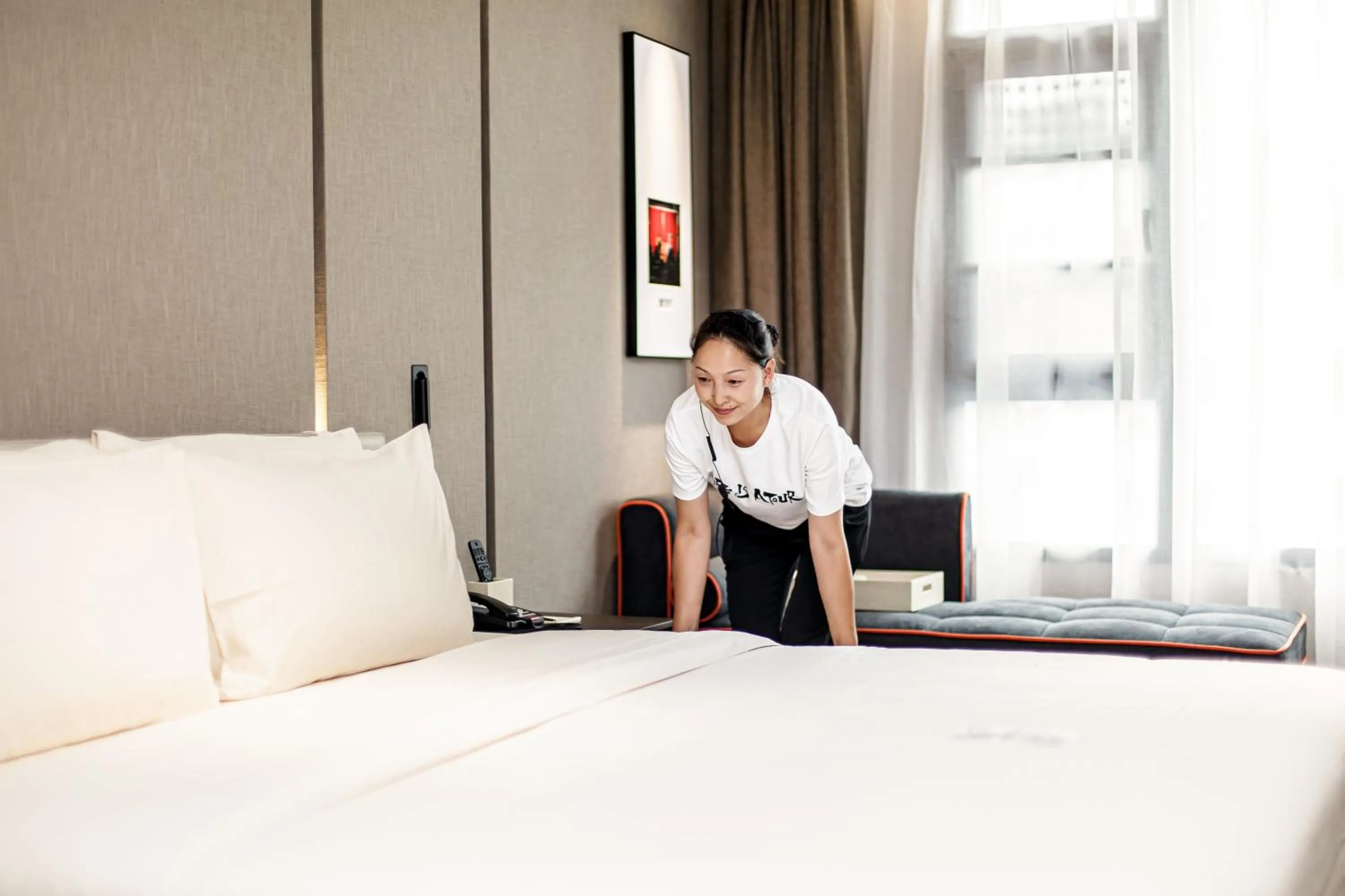 Bed in Atour Hotel Chengdu Yulin Huaxi