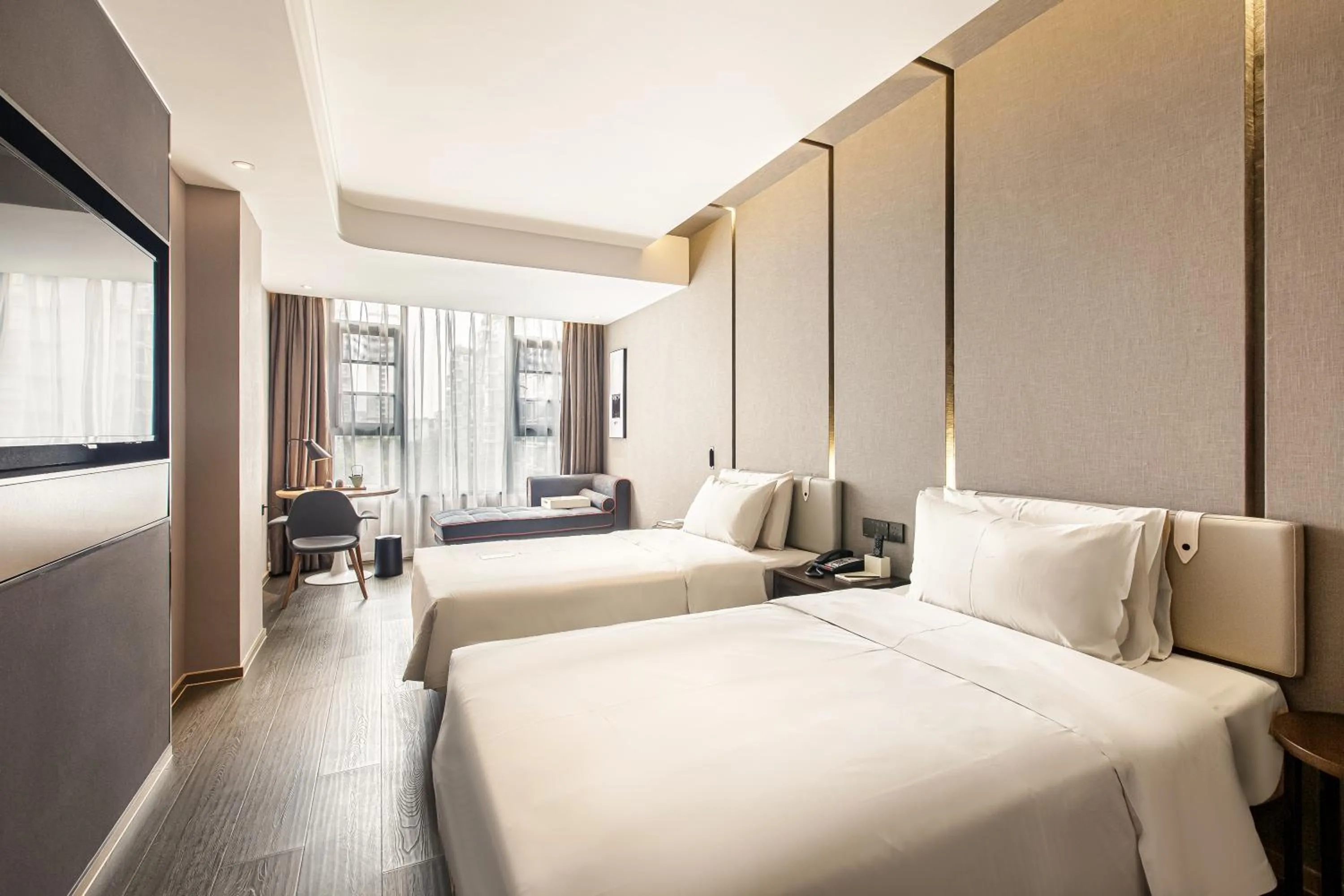 Bed in Atour Hotel Chengdu Yulin Huaxi