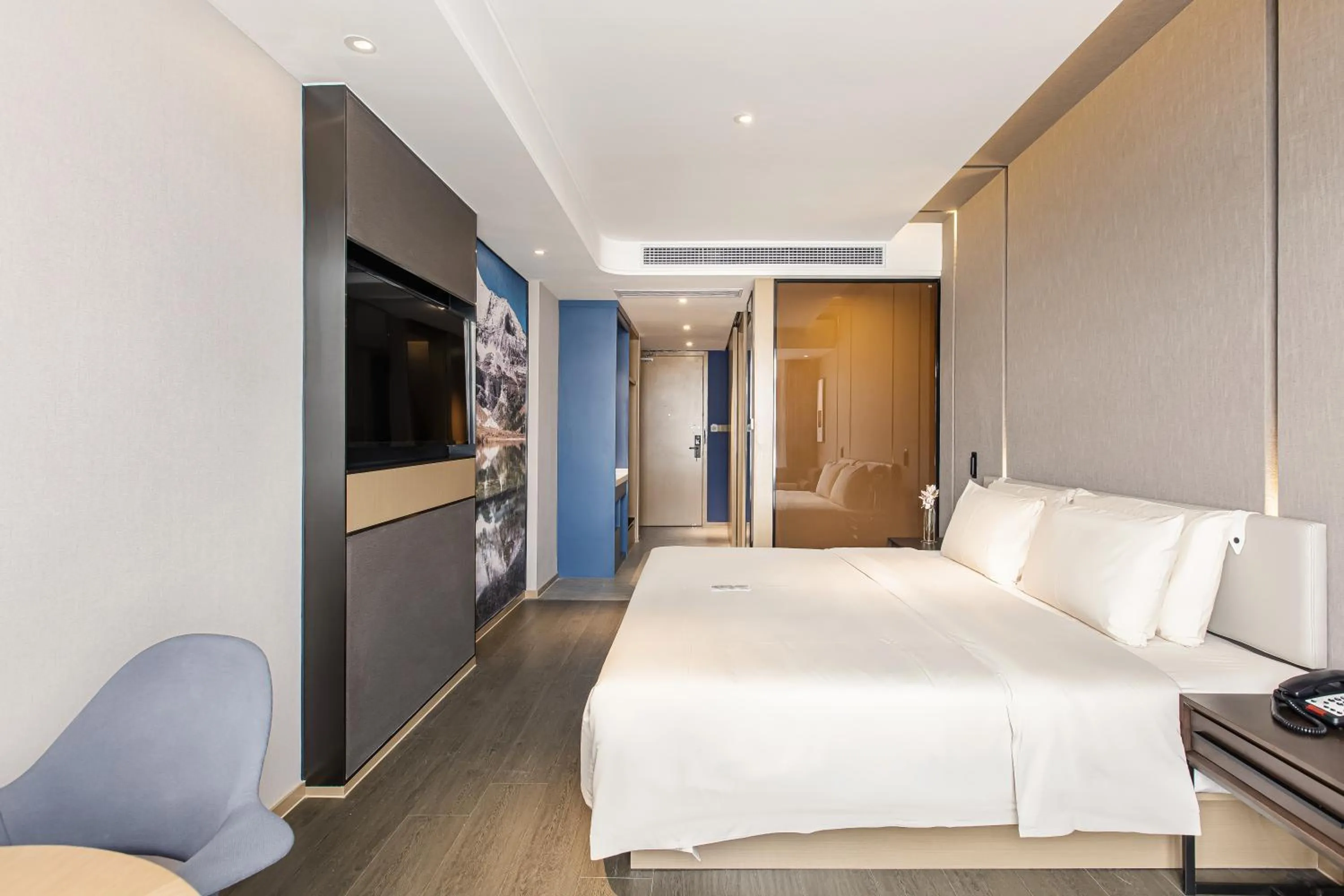 Bed in Atour Hotel Chengdu Yulin Huaxi