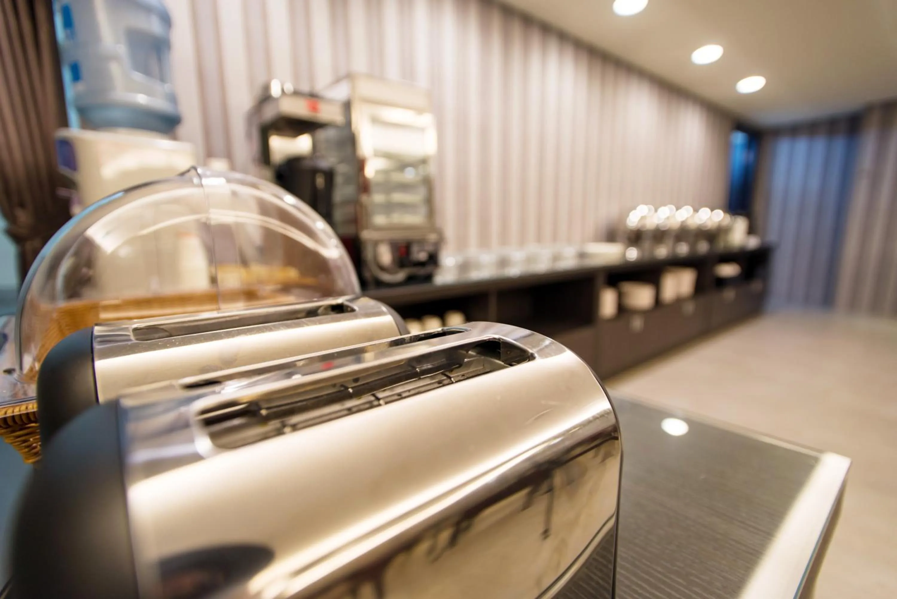 Restaurant/places to eat in Ren Mei Fashion Hotel