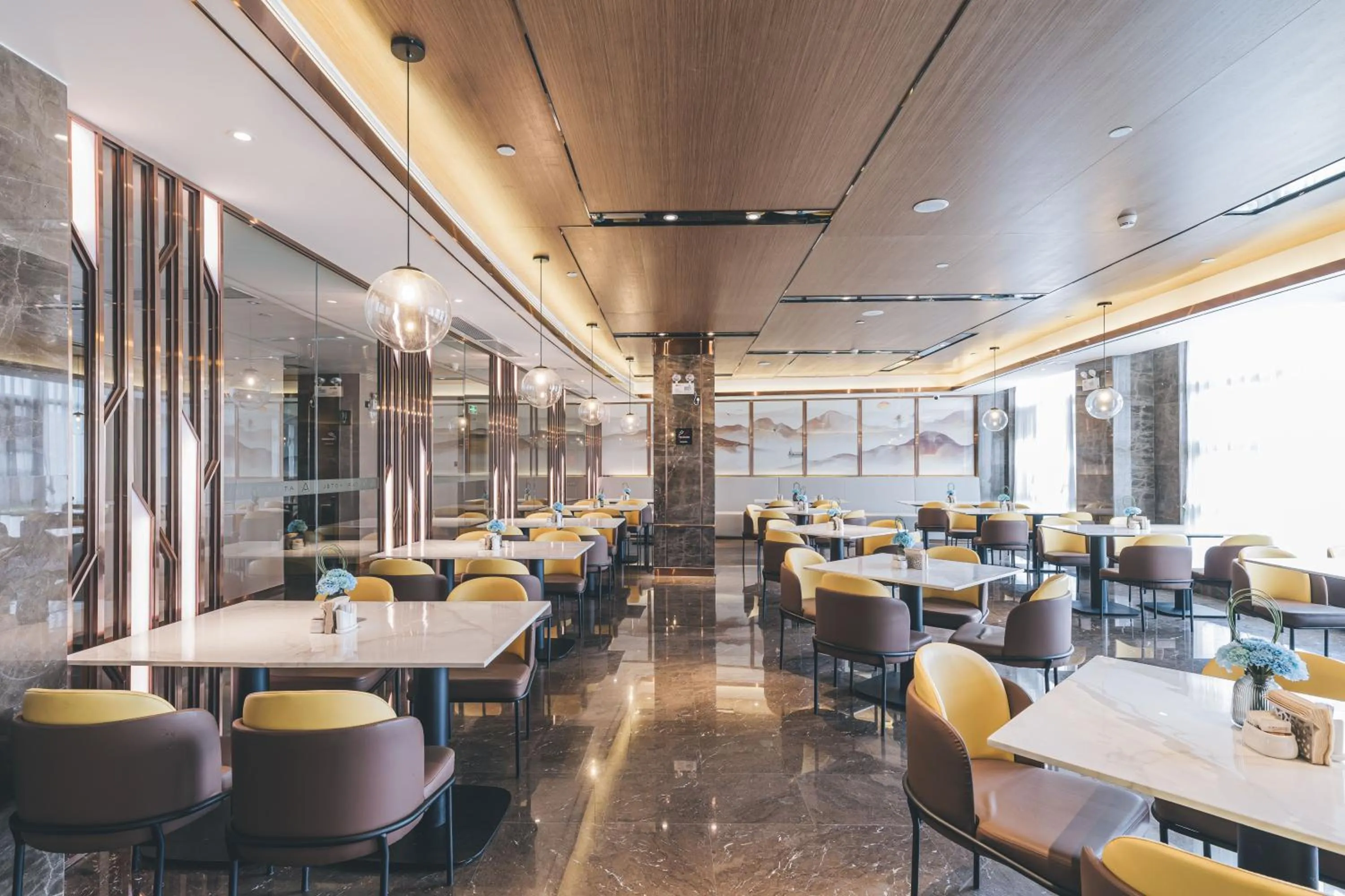 Restaurant/places to eat in Atour Hotel (Puning High Speed Railway Station)