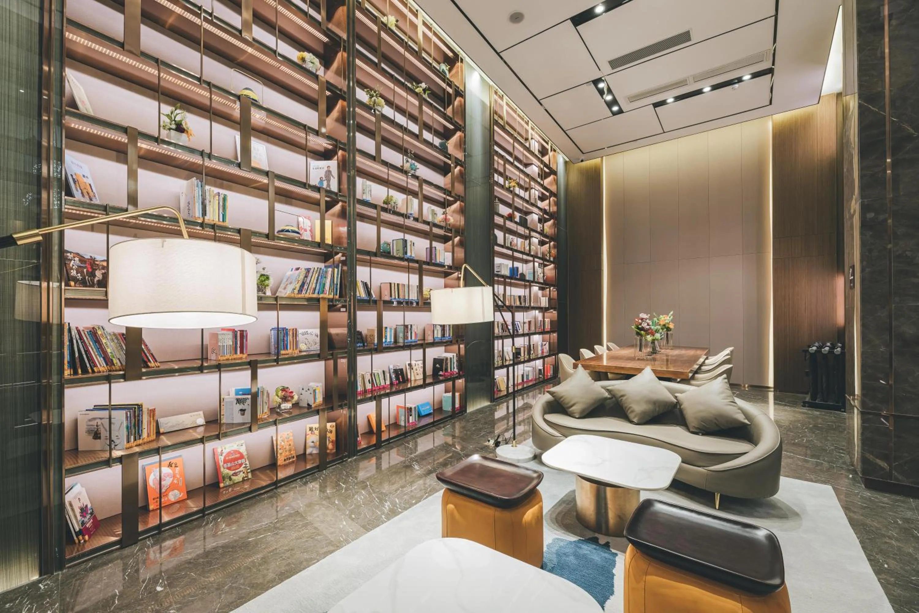 Lobby or reception in Atour Hotel (Puning High Speed Railway Station)