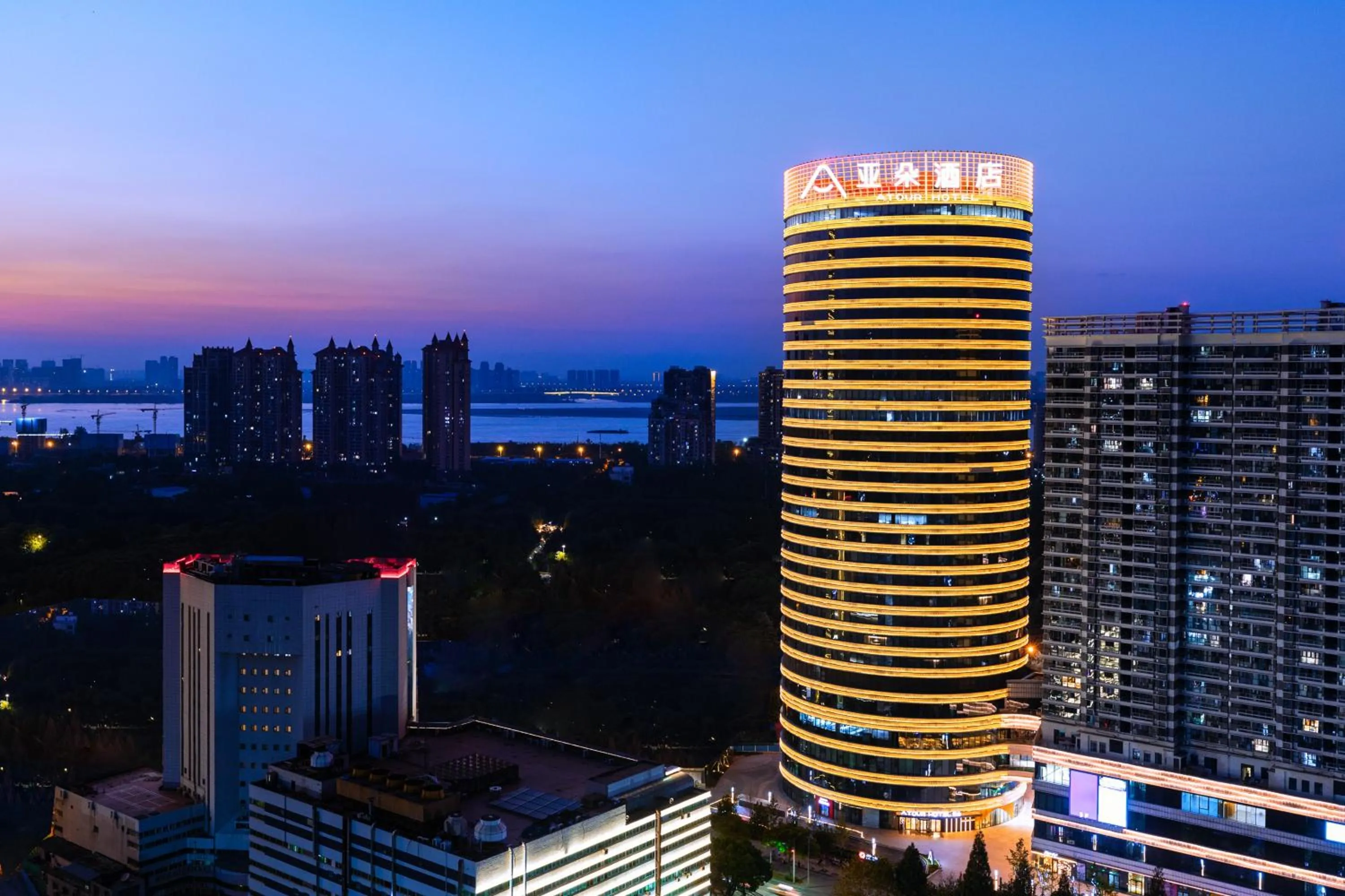 Property building in Atour Hotel (Wuhan Qingshan Peace Park)