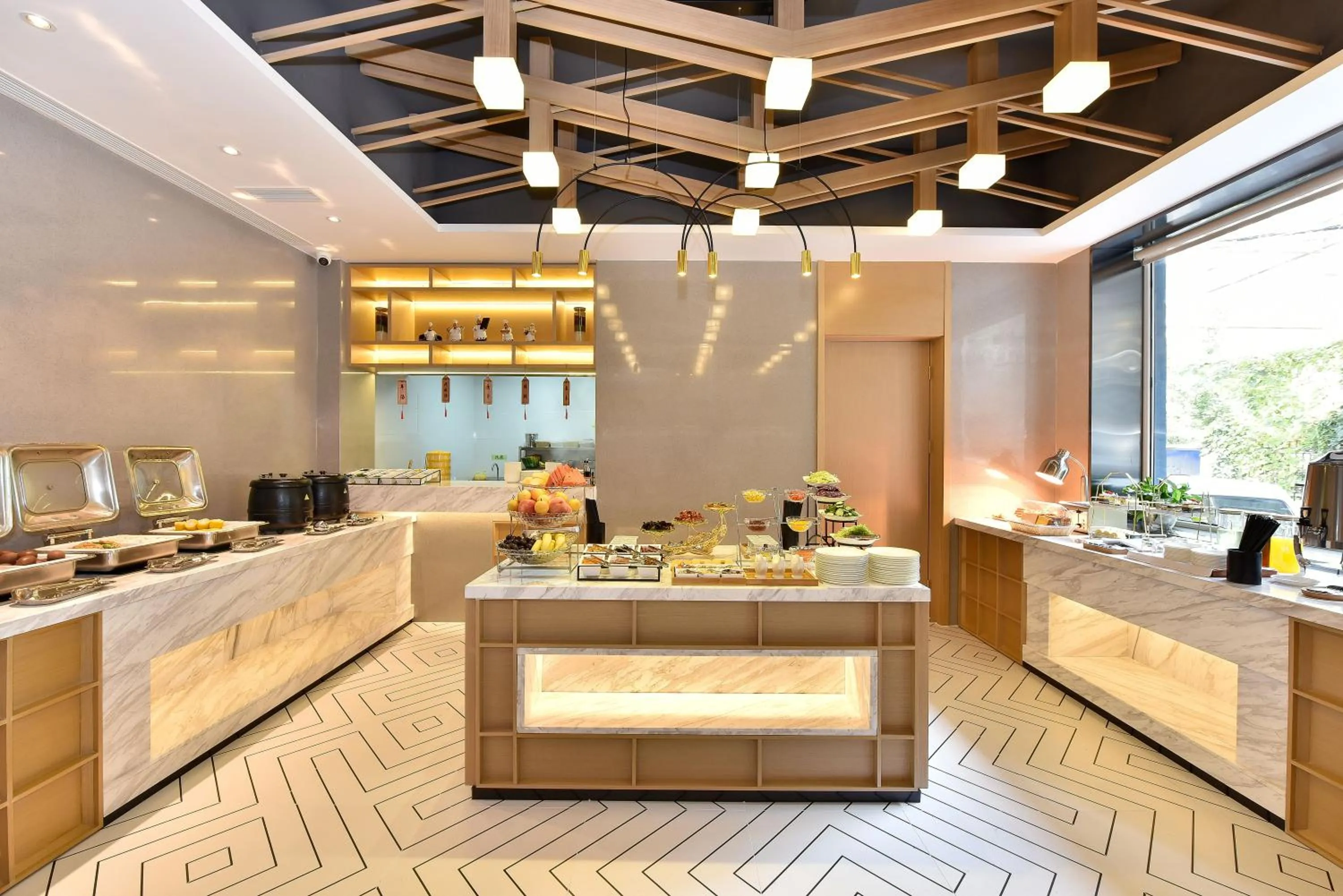 Restaurant/places to eat in Atour Light Hotel Shenyang Tiexi Plaza Wanxianghui