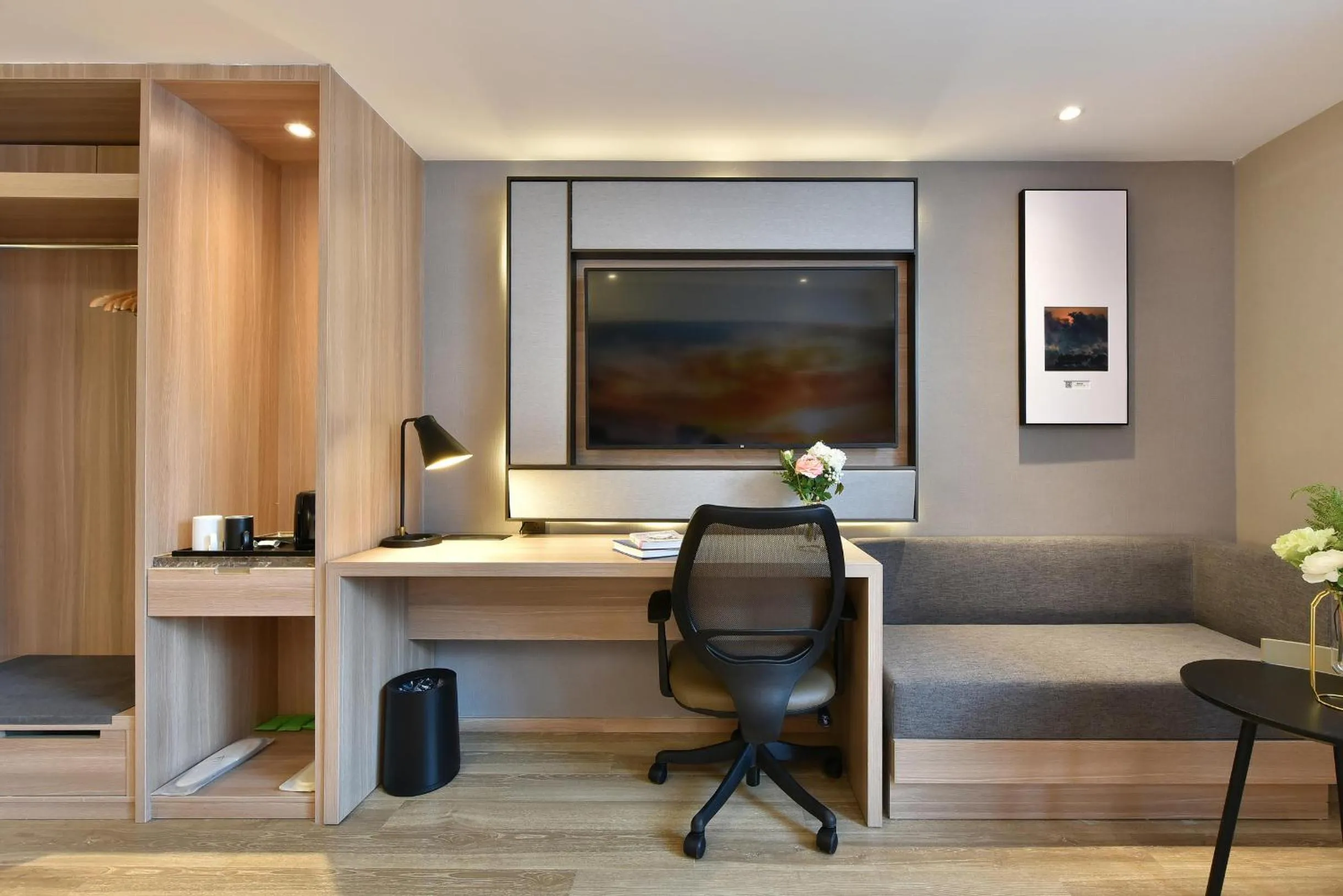 TV and multimedia in Atour Light Hotel Shenyang Tiexi Plaza Wanxianghui