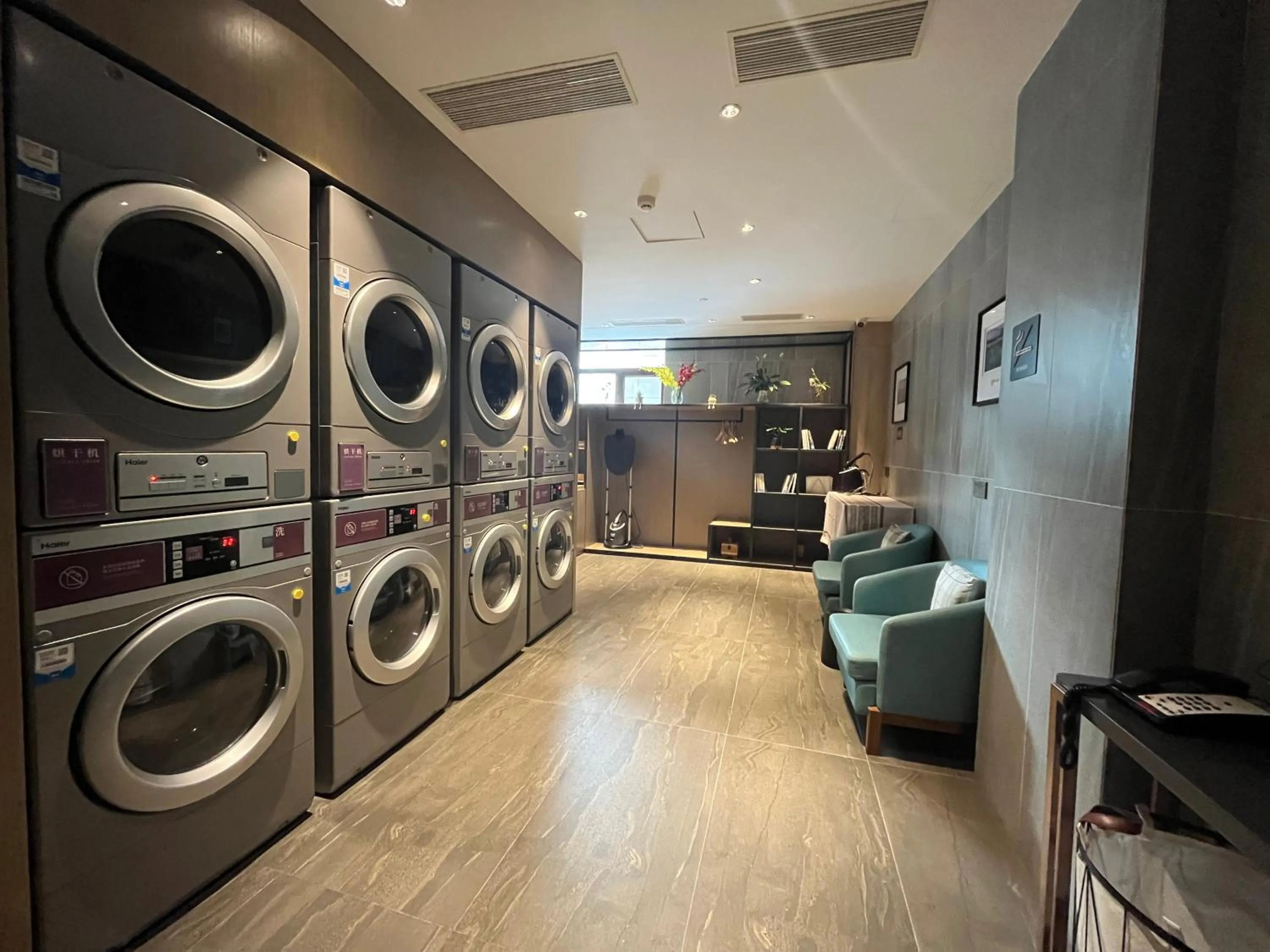 washing machine in Atour Hotel (Baimaiquan Jinan Shuangshan Street)