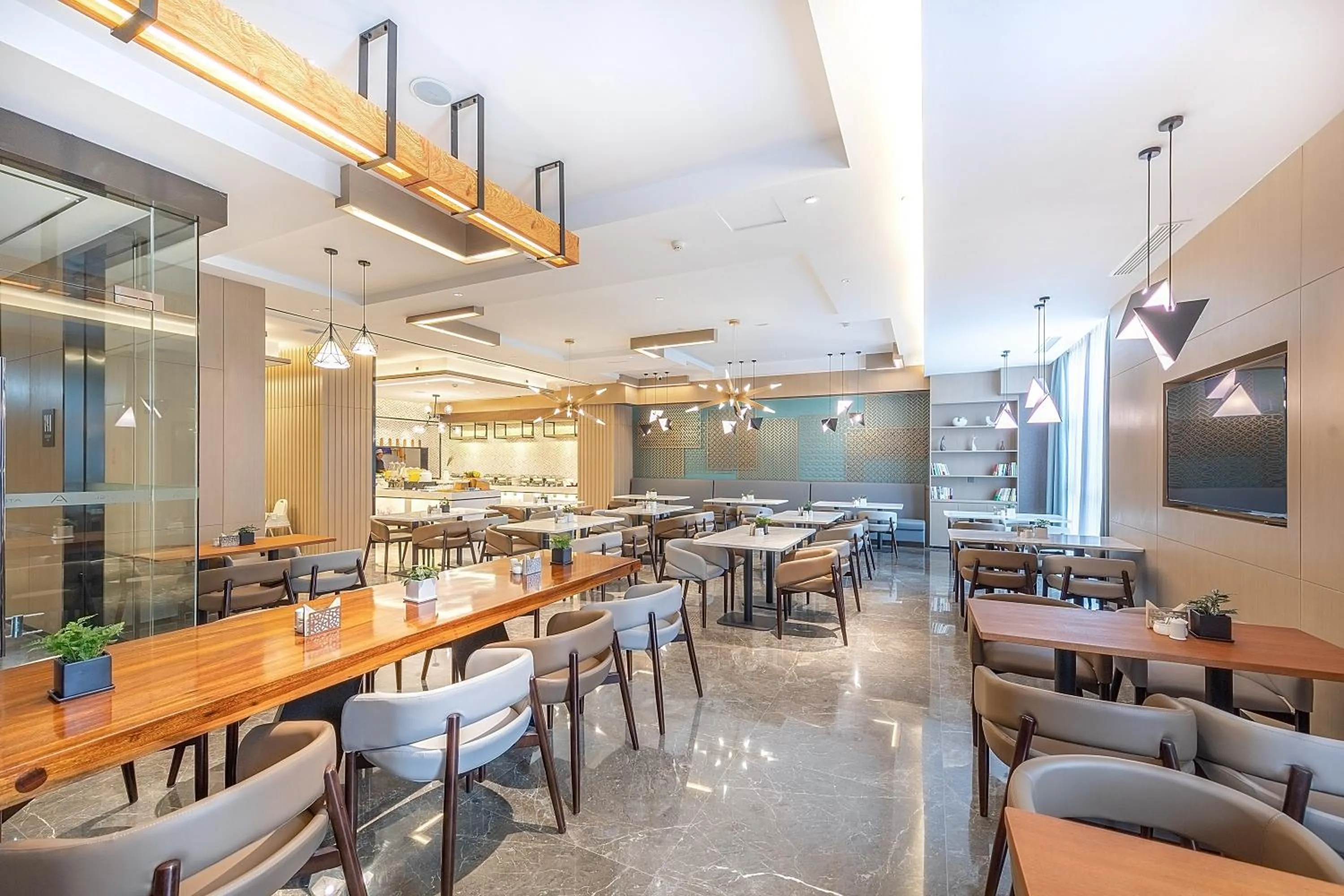 Restaurant/places to eat in Atour Hotel Jining High-tech Zone