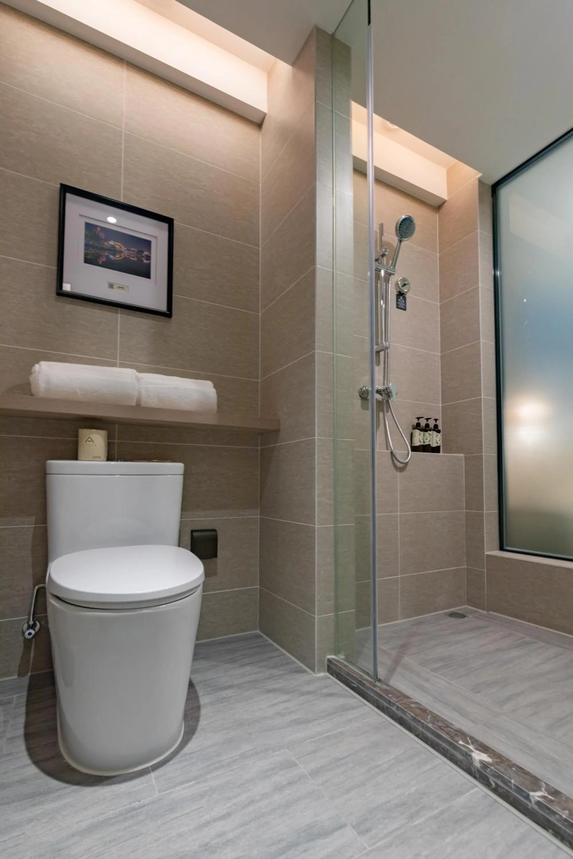 Property building in Atour Hotel (Suzhou Wujiang Wuyue Plaza)