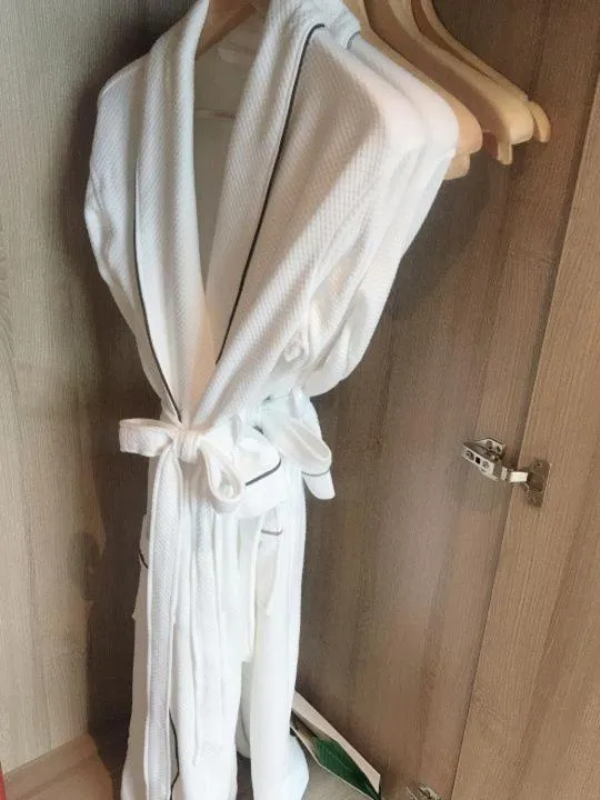 Atour Hotel Yiwu International Trade City