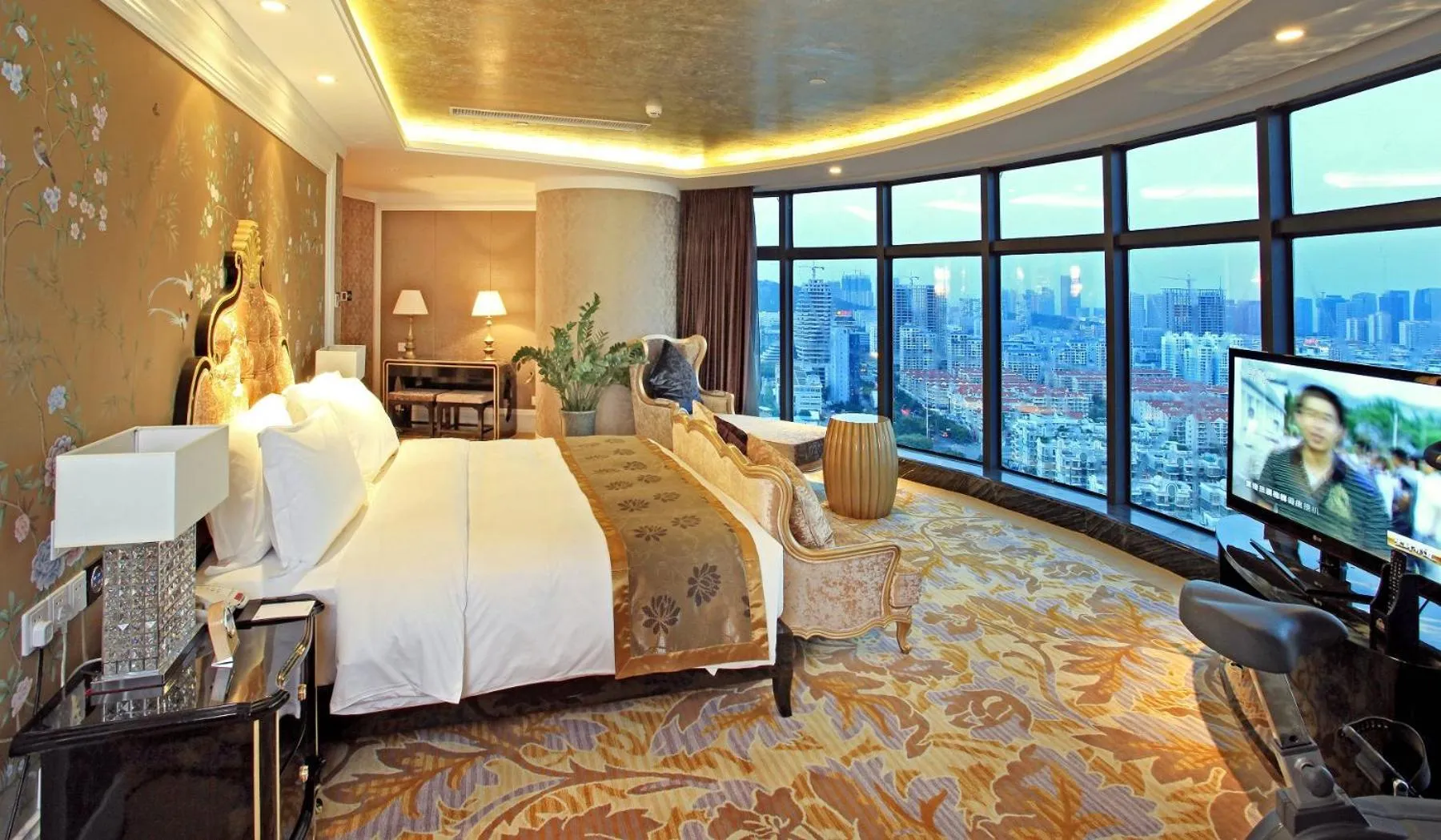 Deluxe Suite with Sea View in Xiamen Mingfa International Hotel