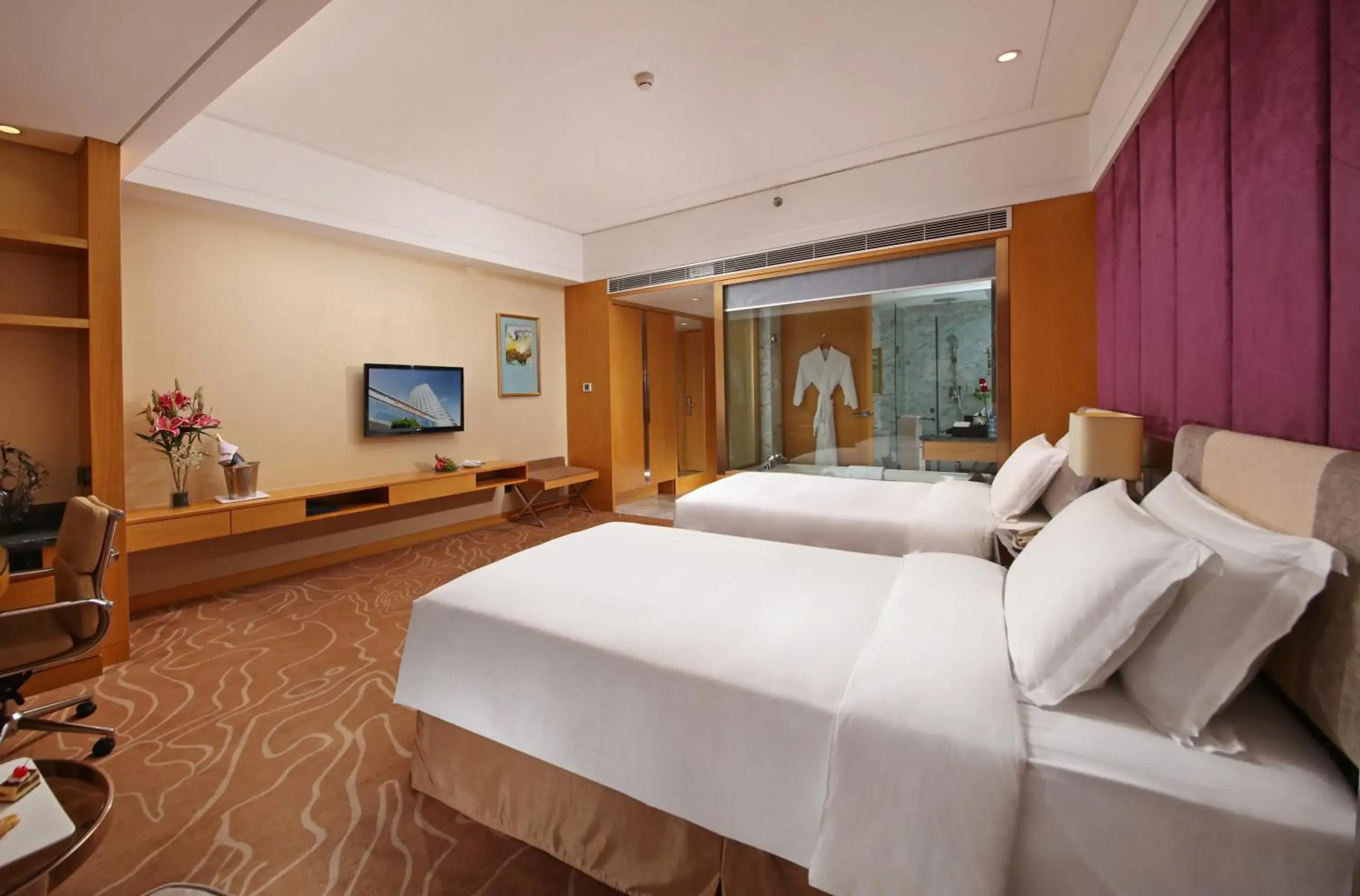 Deluxe Twin Room in Xiamen Mingfa International Hotel Deluxe Twin Room in Xiamen Mingfa International Hotel
