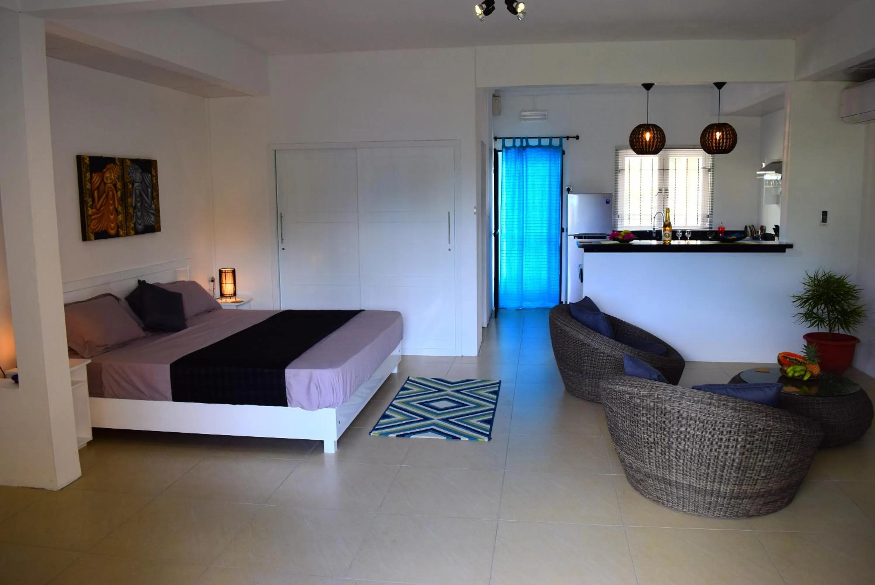 Bed in Mountain View