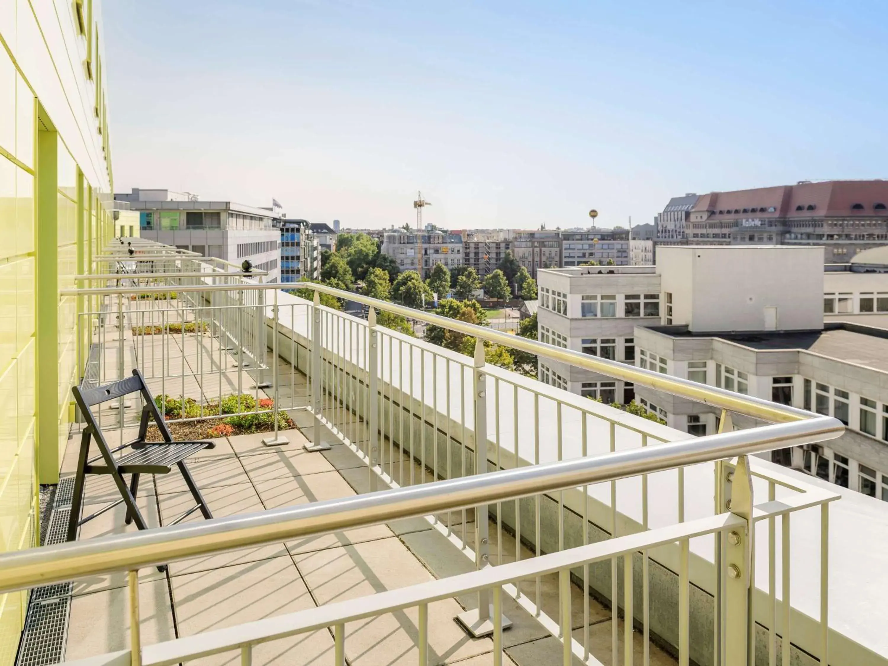 Standard Double Room with Balcony in ibis budget Berlin Kurfürstendamm - neu renoviert Standard Double Room with Balcony in ibis budget Berlin Kurfürstendamm - neu renoviert