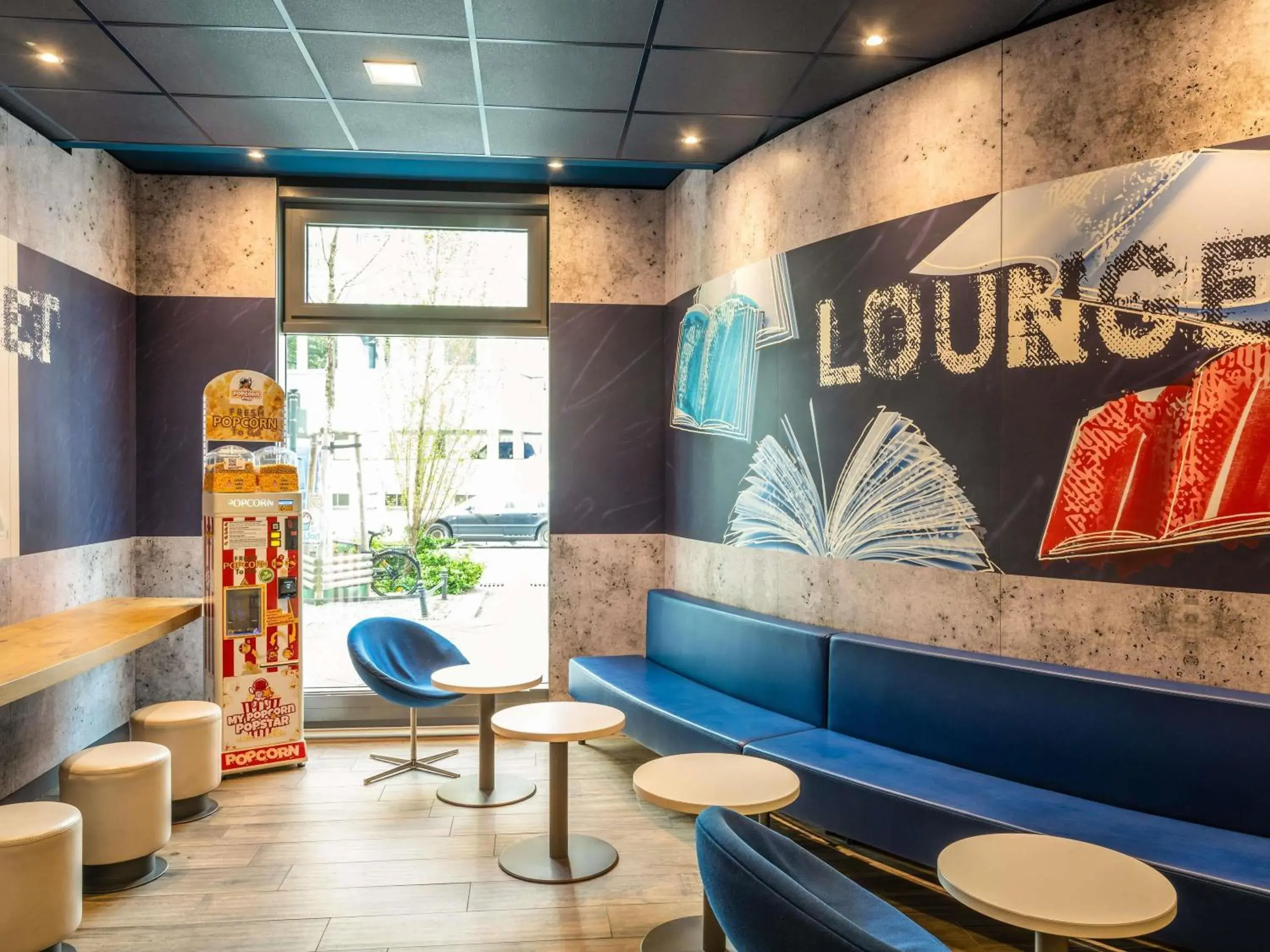 Bedroom in ibis budget Berlin Kurfürstendamm Bedroom in ibis budget Berlin Kurfürstendamm