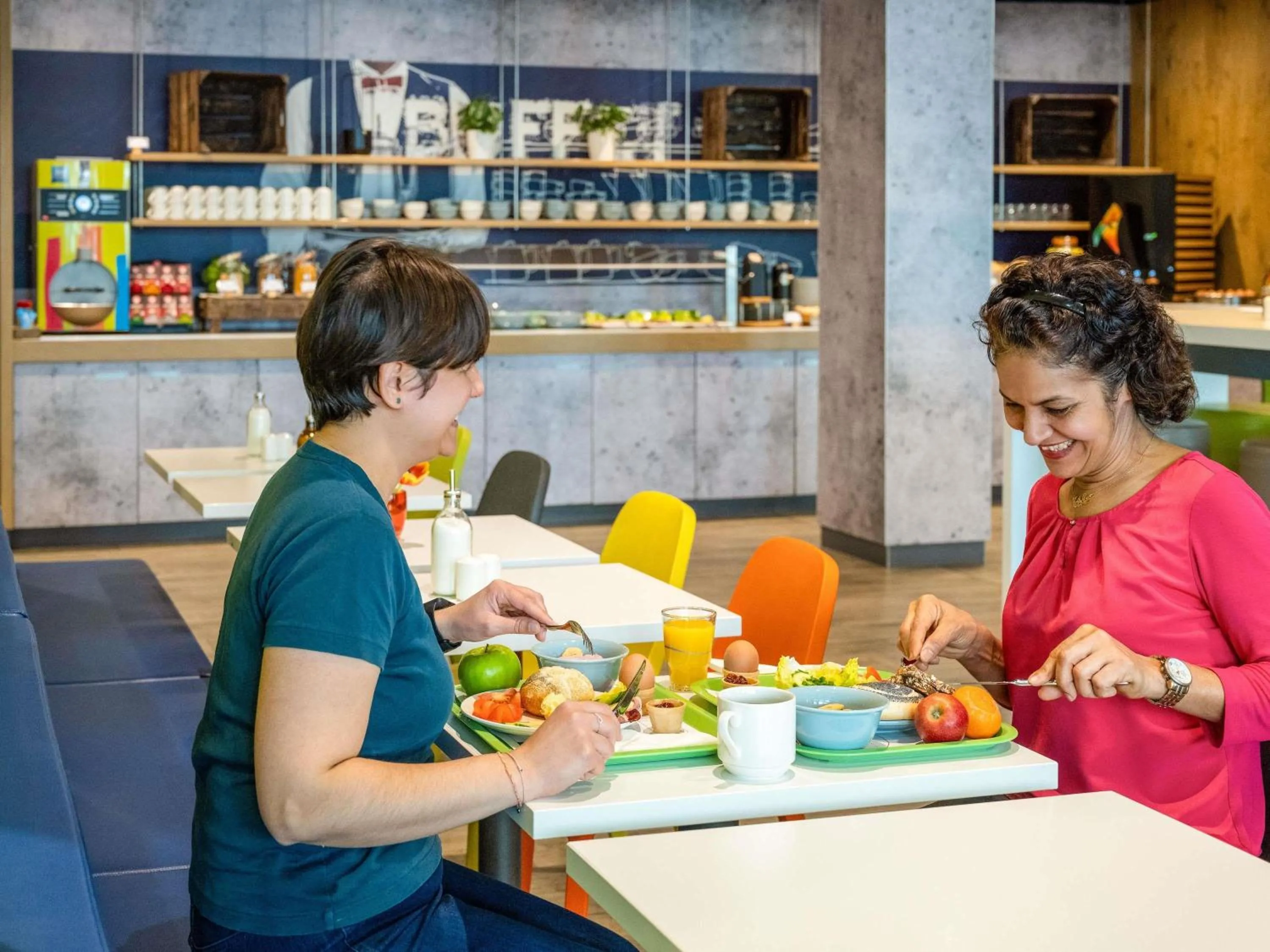 Breakfast in ibis budget Berlin Kurfürstendamm - neu renoviert