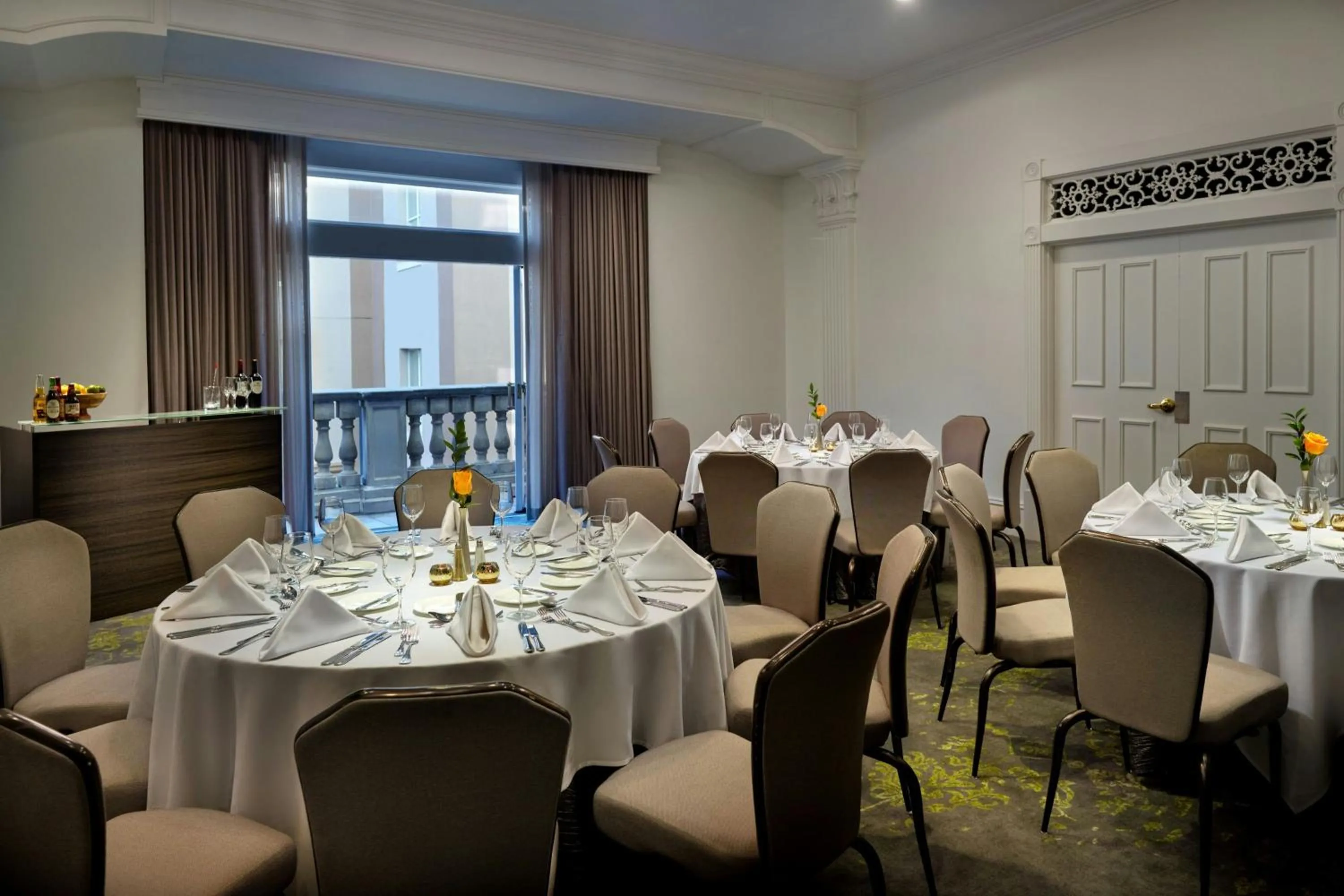 Meeting/conference room in Courtyard by Marriott New Orleans French Quarter/Iberville