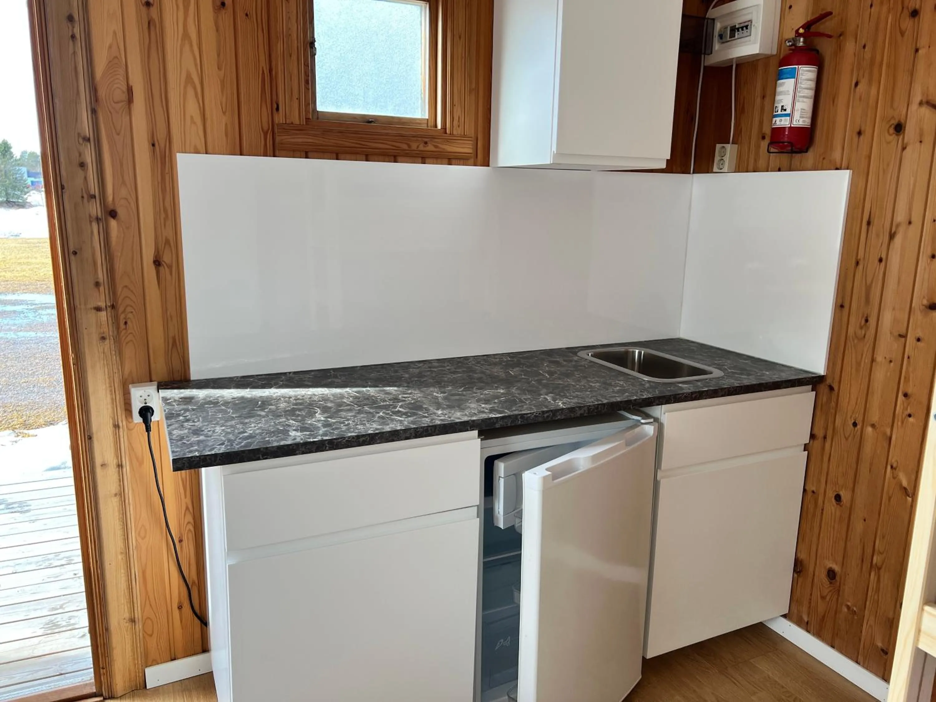 Kitchen or kitchenette in Sangis Motell och Camping