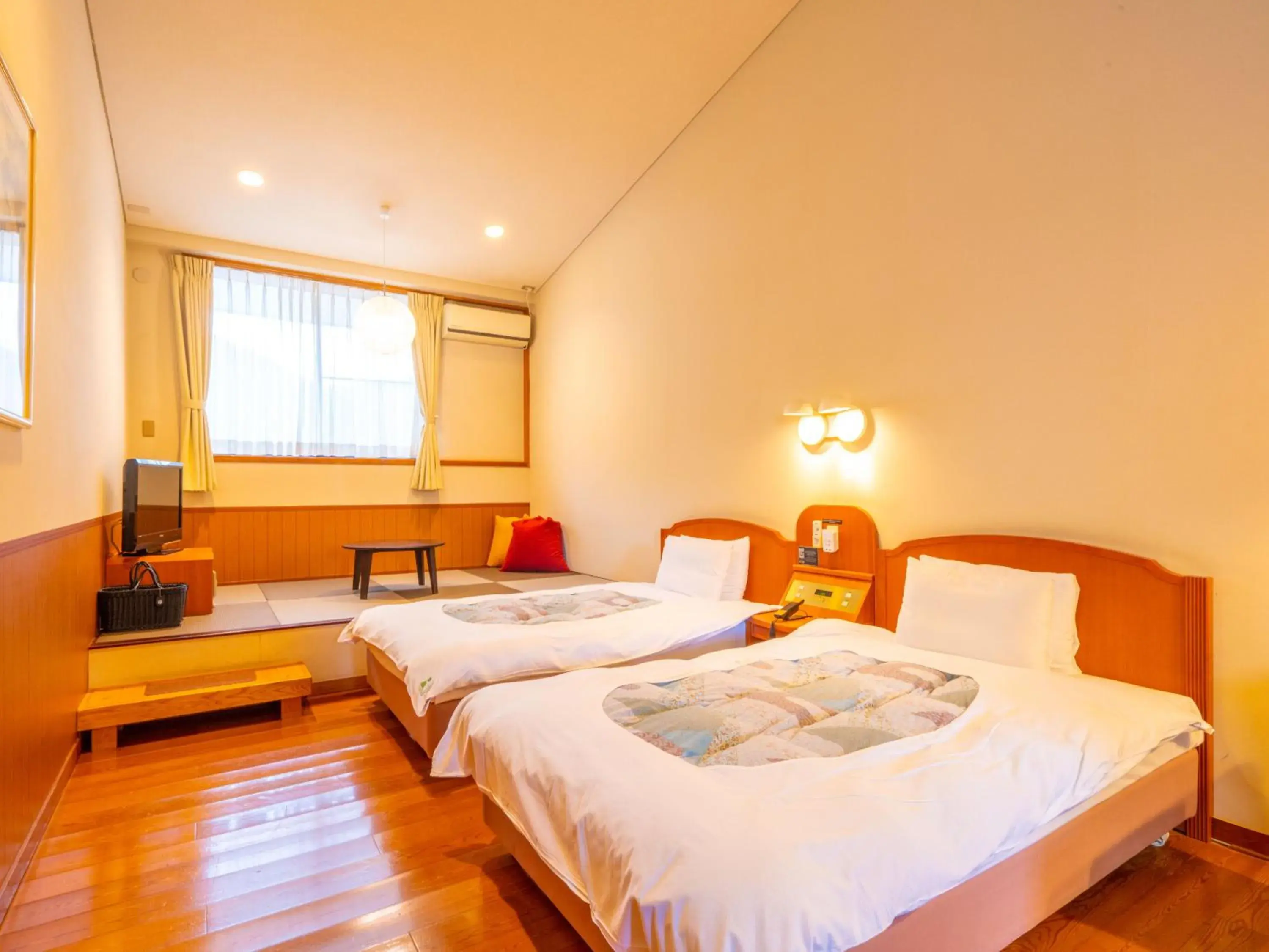 Photo of the whole room, Bed in Yawaragi-no-Sato Yadoya Photo of the whole room, Bed in Yawaragi-no-Sato Yadoya