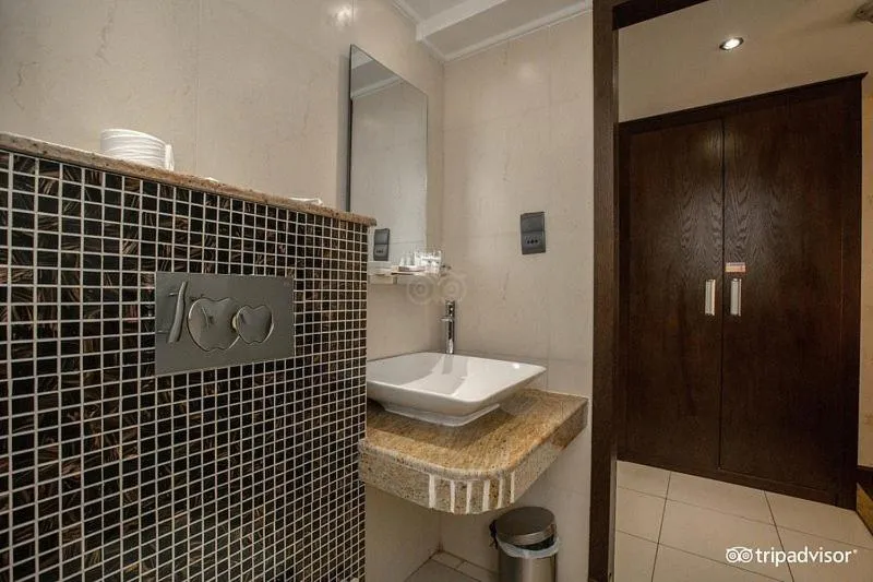 Bathroom in Mark Inn Hotel Deira