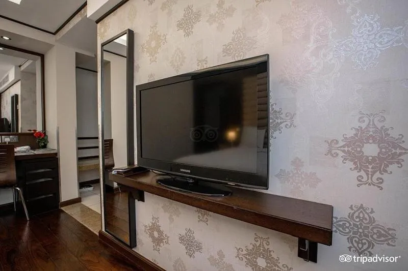 TV and multimedia in Mark Inn Hotel Deira