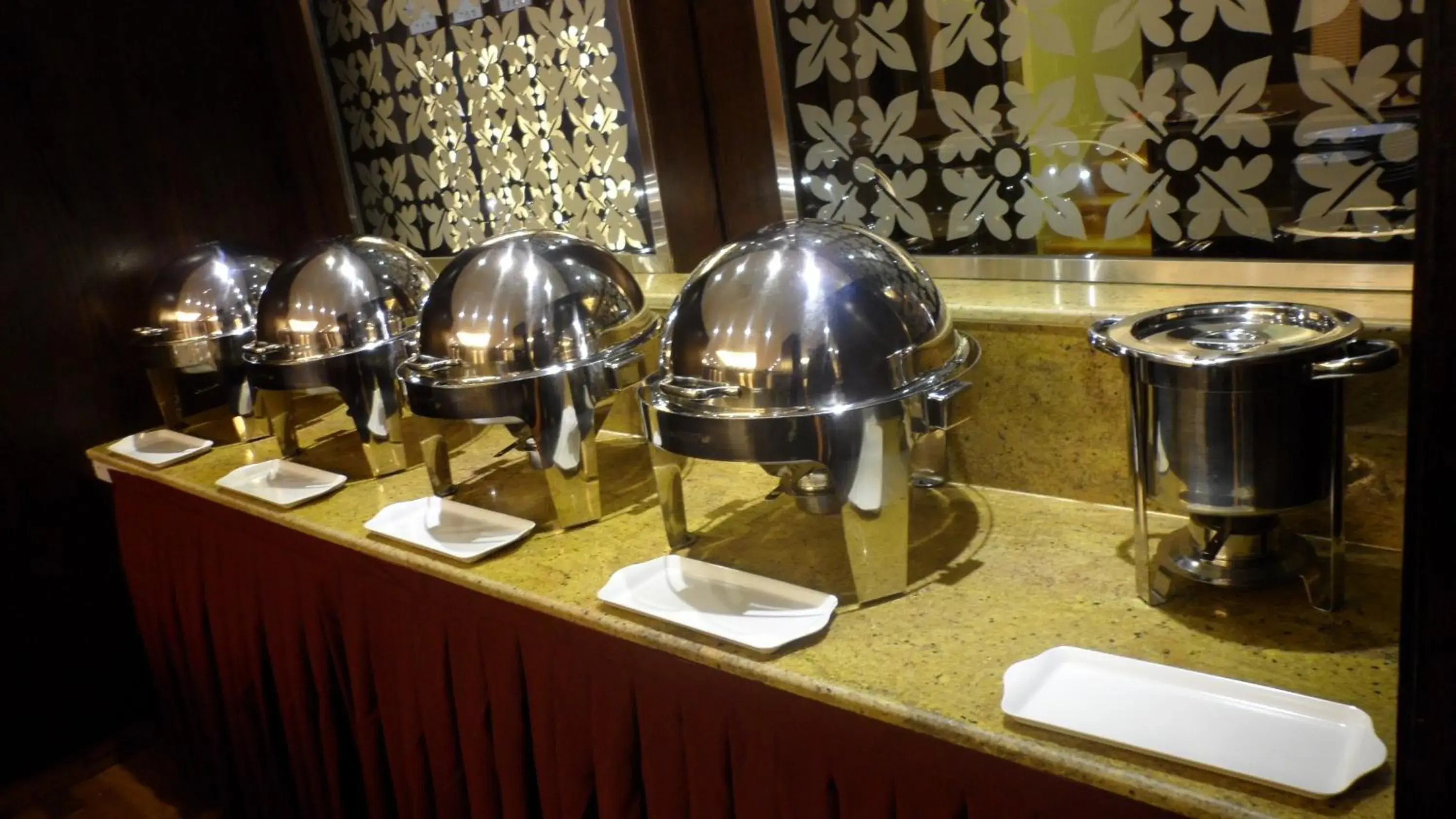 Restaurant/places to eat in Mark Inn Hotel Deira Restaurant/places to eat in Mark Inn Hotel Deira