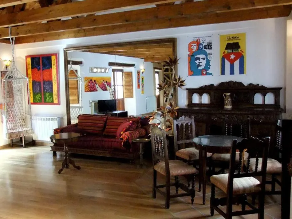 Lounge or bar in Pensión Alfin